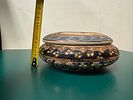 Handmade Japanise Vasse. beautiful handmade Japanise Vase 
with good conditionImage - 1