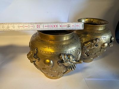 chiness decoration - chinese procelain burners . chinese porcelain burners with dragon designs 