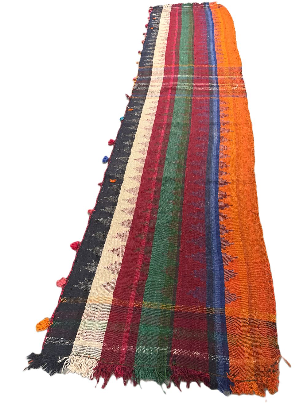 Handmade Ghashghaye Kilim. A handwoven kilim from Kurdestan Iran, this vintage kilim is entirely 