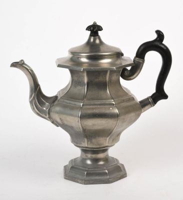 Early Reed & Barton Pewter Teapot. Height 11.25 inches, marked 'Leonard Reed &amp; Barton' at 