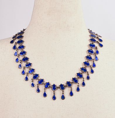 Art Deco Blue Enamel Necklace. Length 22 inches.