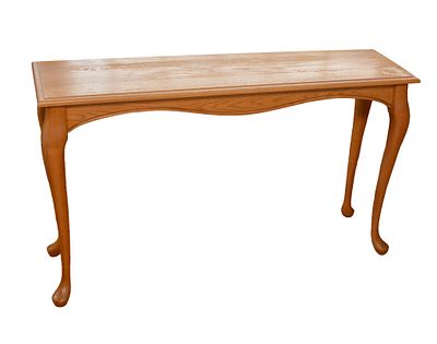 Queen Anne Style Oak Sofa Table. Height 28 inches, length 48 inches, depth 14 inches. Some wear 