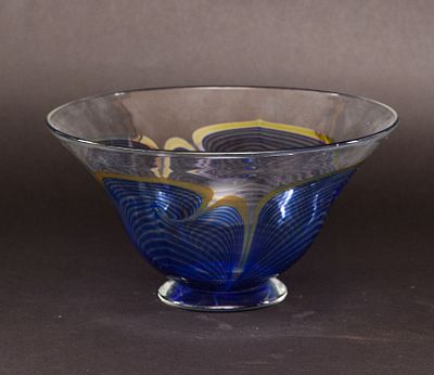 Correia Pulled Feather Art Glass Bowl. Height 6 inches, diameter 11.5 inches. Very good condition.
