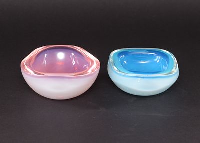 Two Art Glass Bowls. Diameters 5 and 5.5 inches. Good condition.