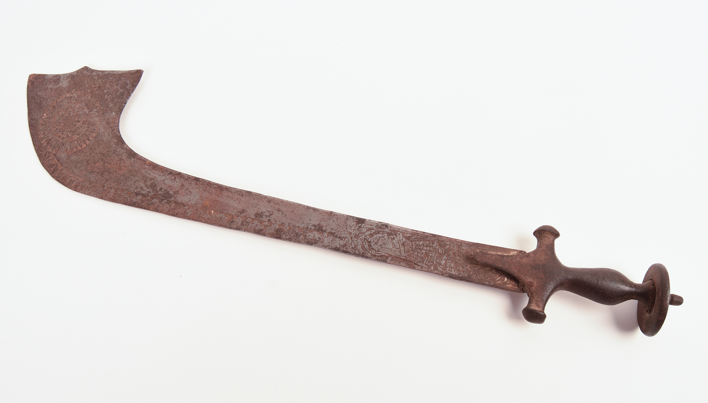 ANTIQUE NEPALI KORA SWORD.