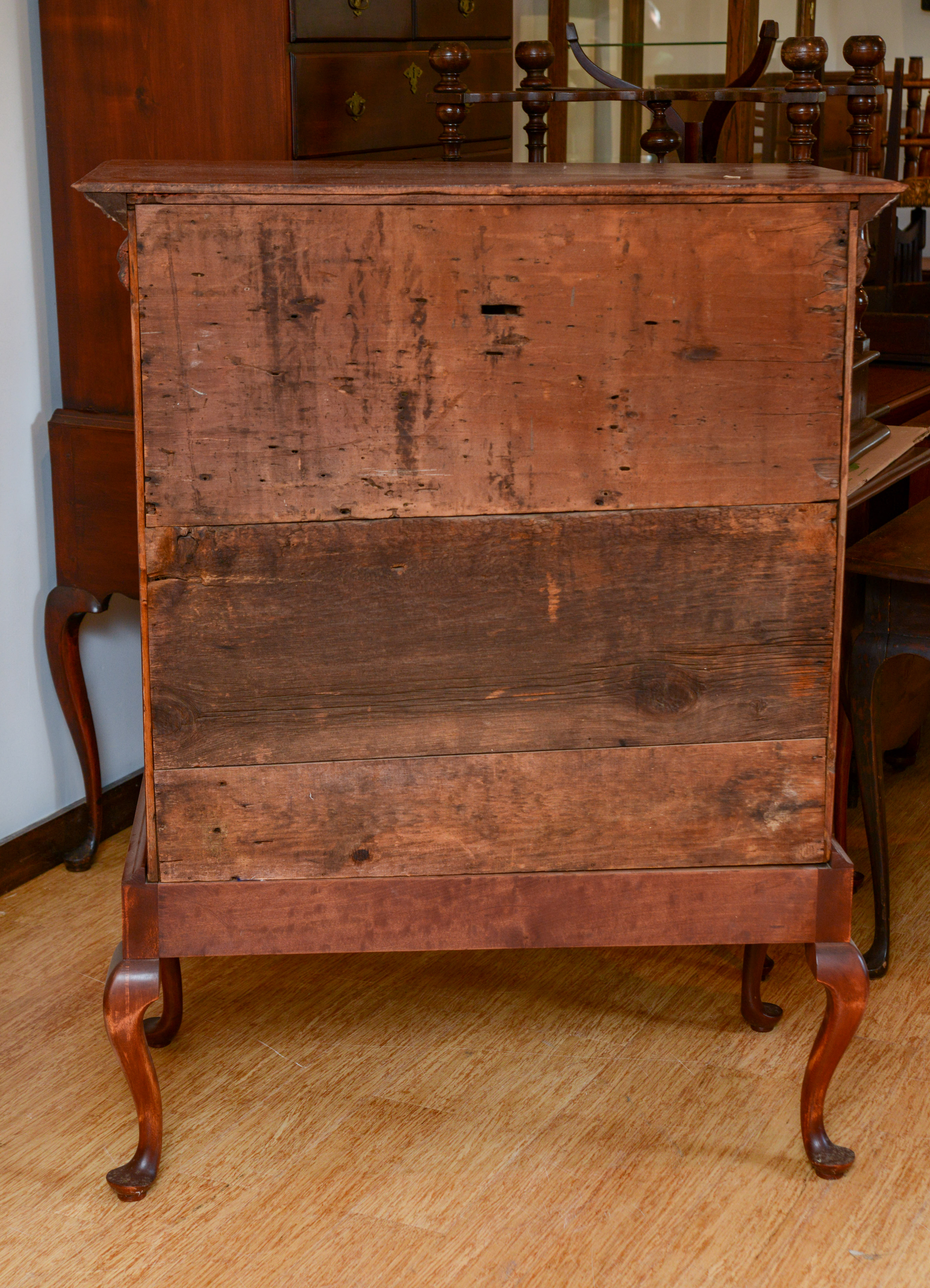 NEW ENGLAND QUEEN ANNE CHEST ON FRAME.