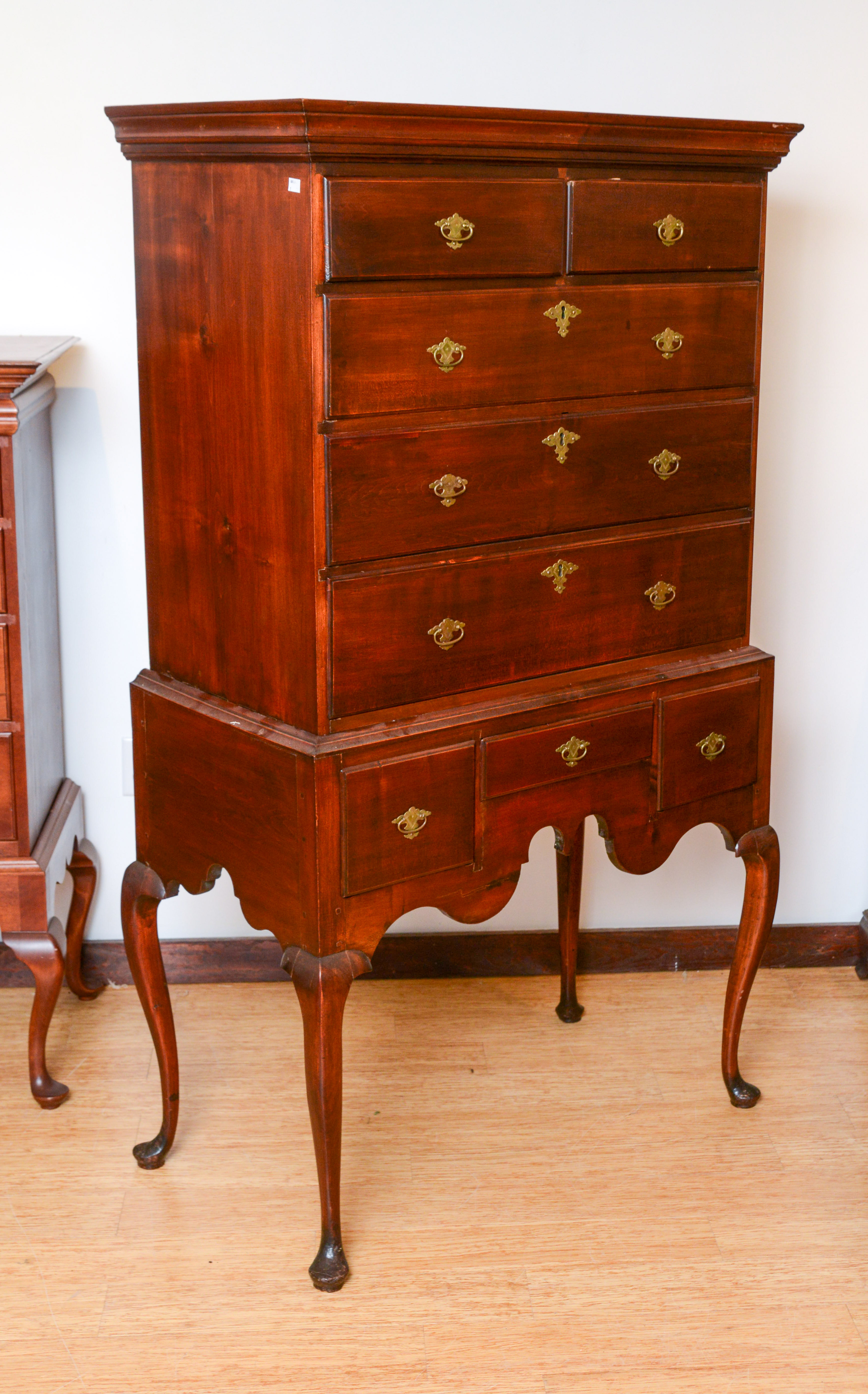 NEW ENGLAND QUEEN ANNE HIGHBOY.