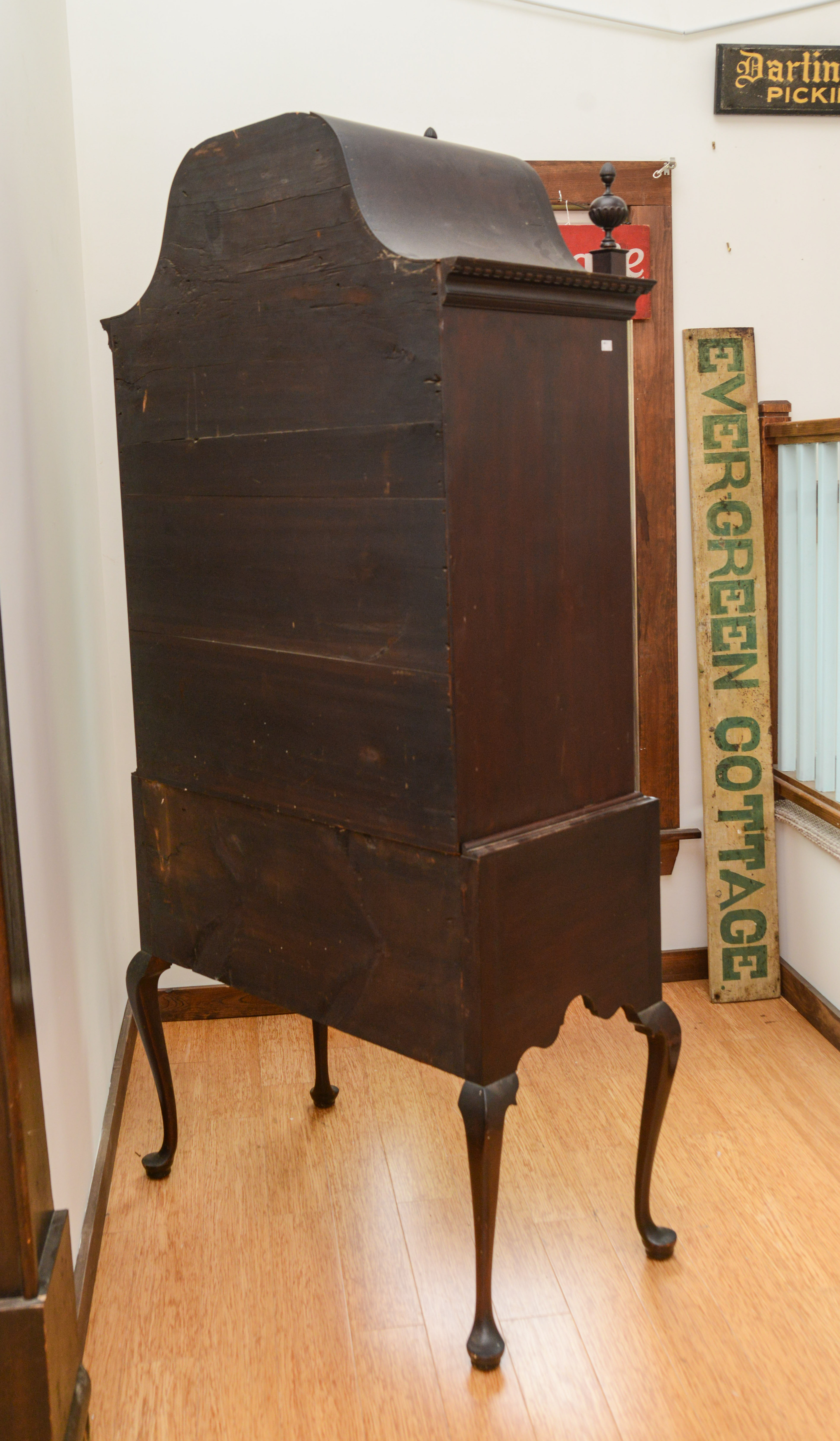 QUEEN ANNE STYLE BONNET TOP HIGHBOY.