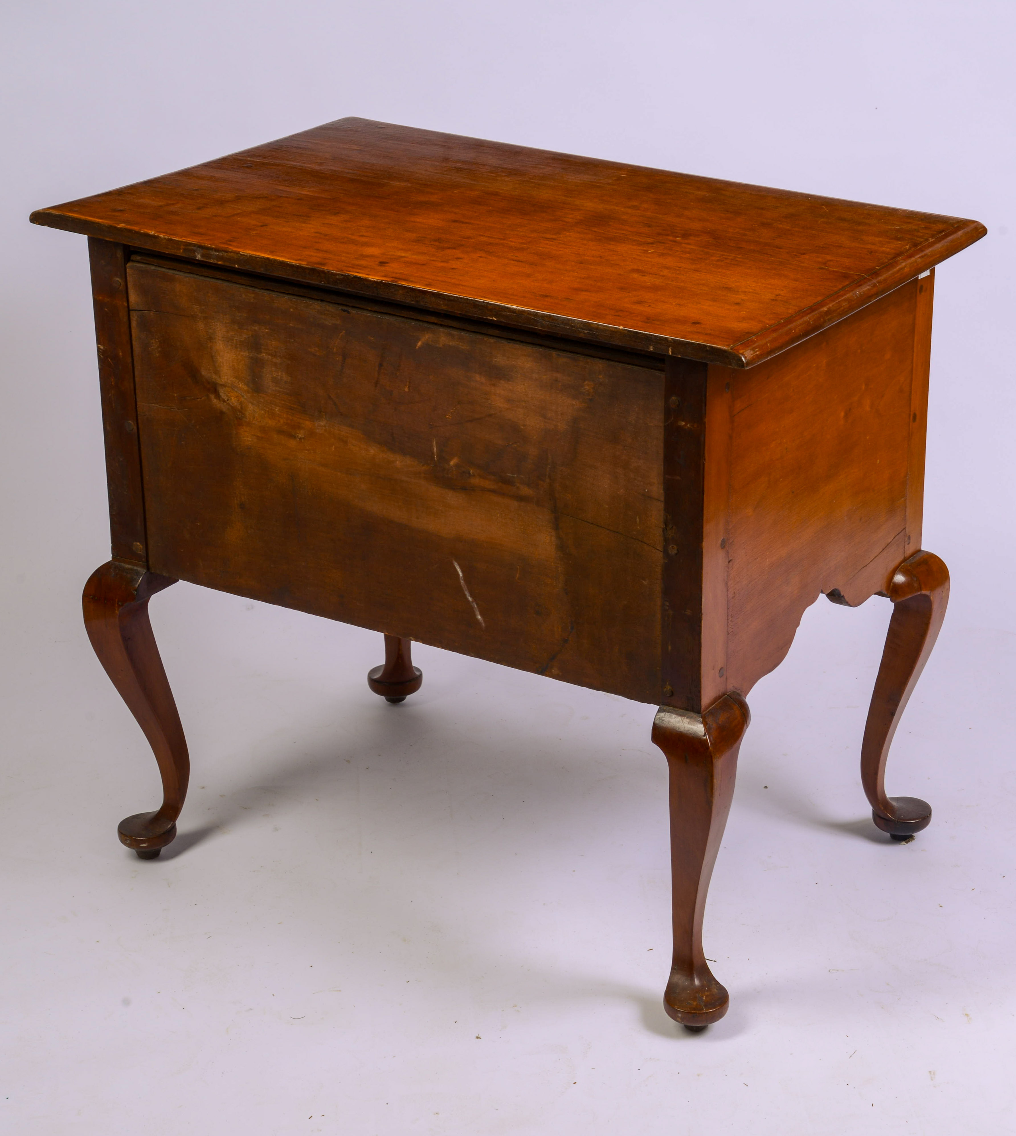 QUEEN ANNE MAPLE ONE DRAWER LOWBOY.