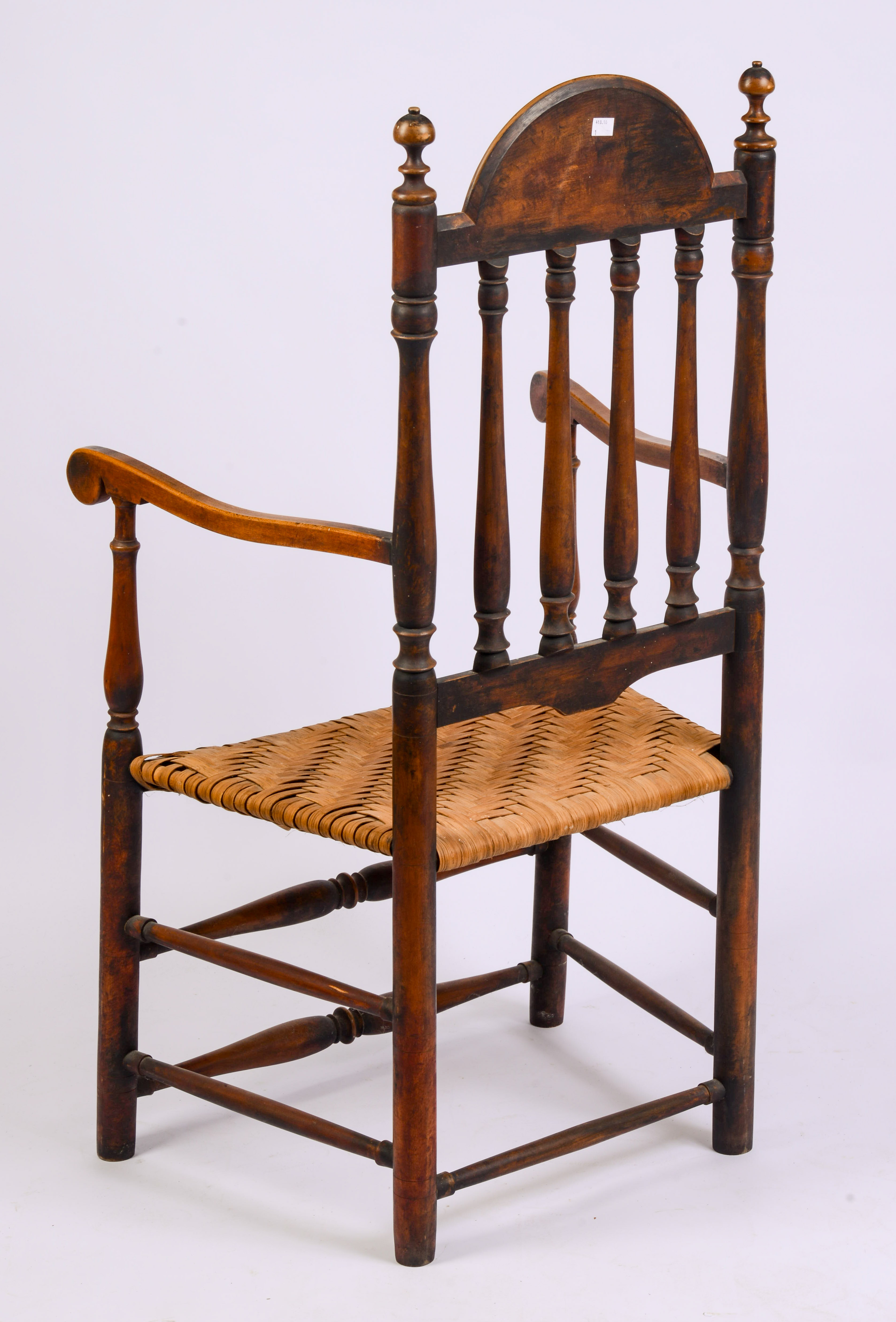 18TH CENTURY NEW ENGLAND ARMCHAIR WITH FAN CREST.