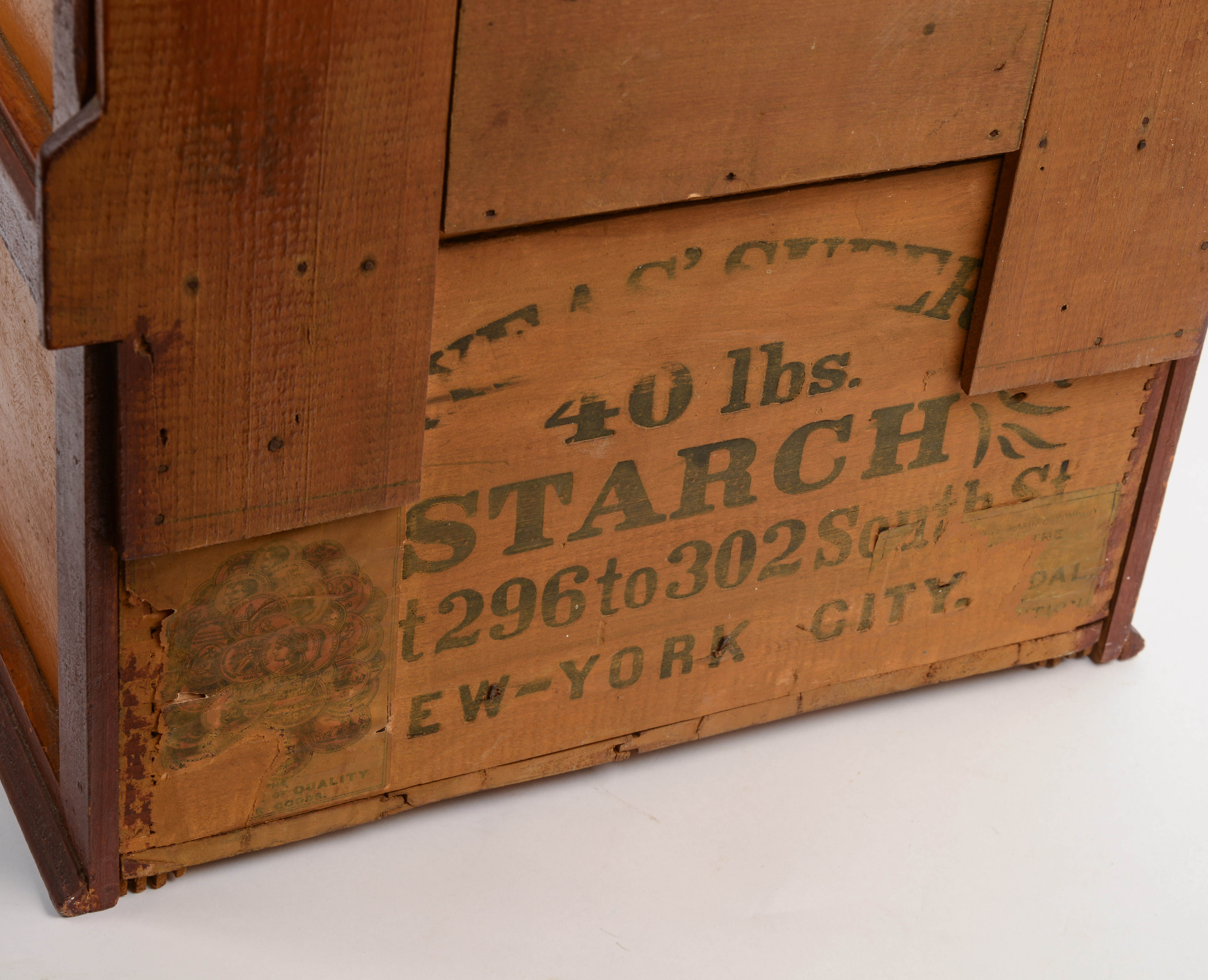 19TH CENTURY AMERICAN FOLK ART MINIATURE CHEST OF DRAWERS.
