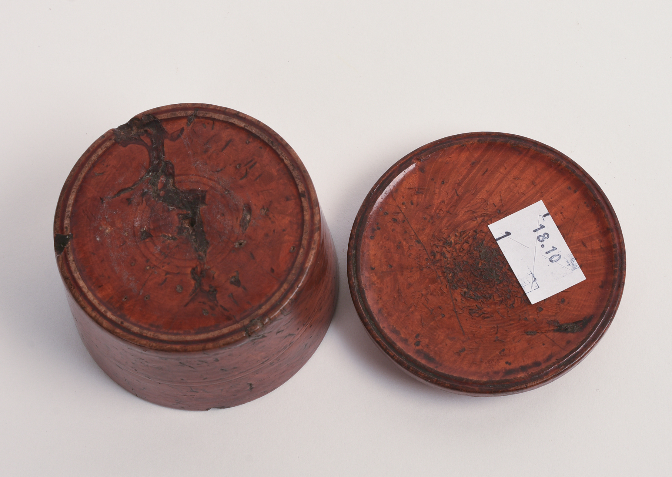 TURNED BURL WOOD TREENWARE BOX.