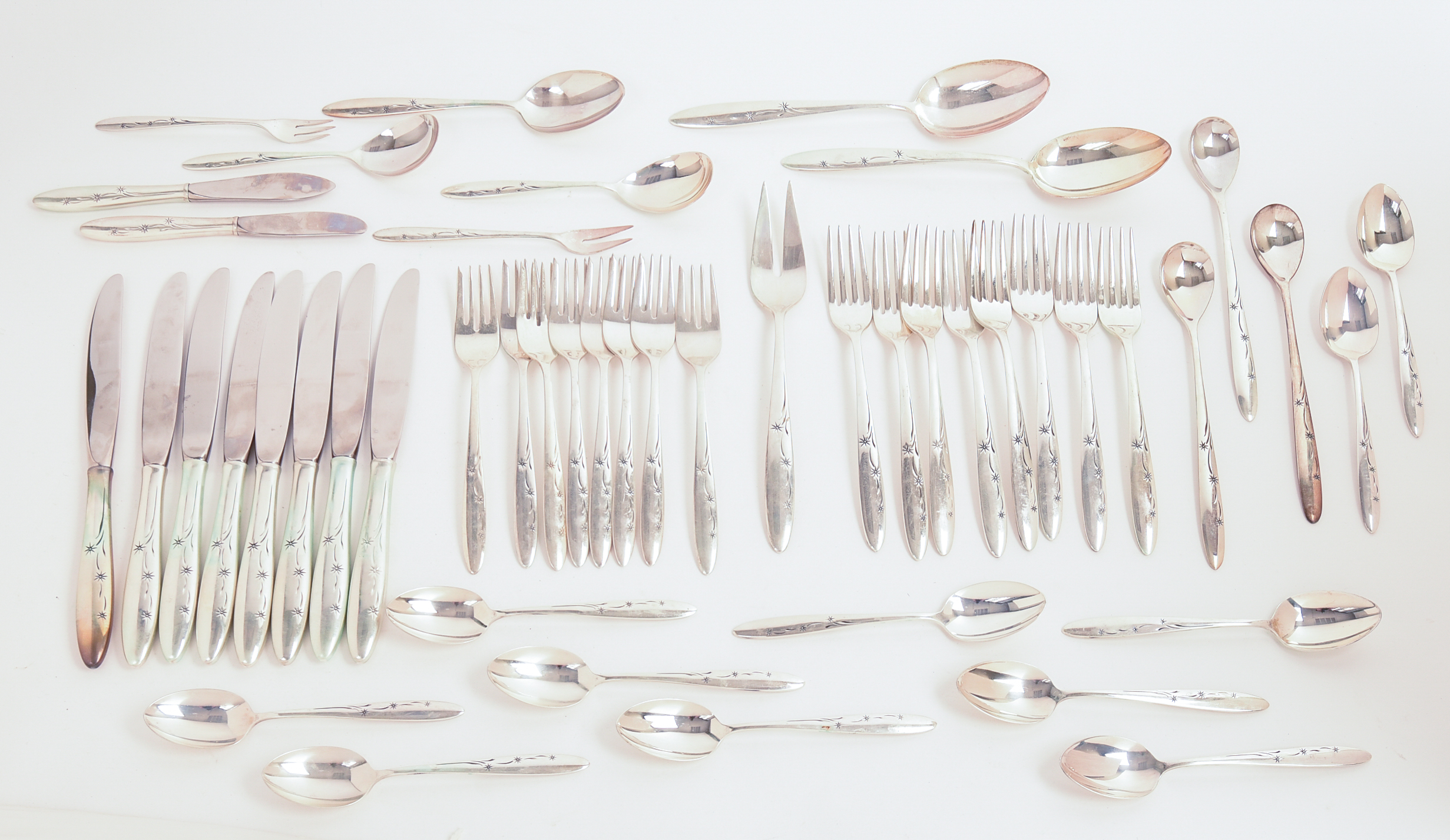 GORHAM STERLING SILVER CELESTE PATTERN FLATWARE SERVICE.