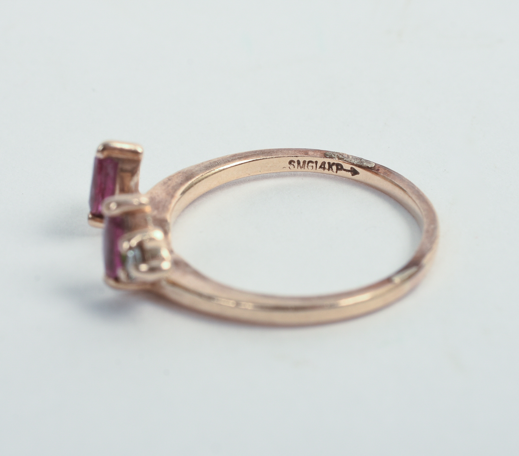 14KT GOLD, DIAMOND AND RUBY WEDDING SET.