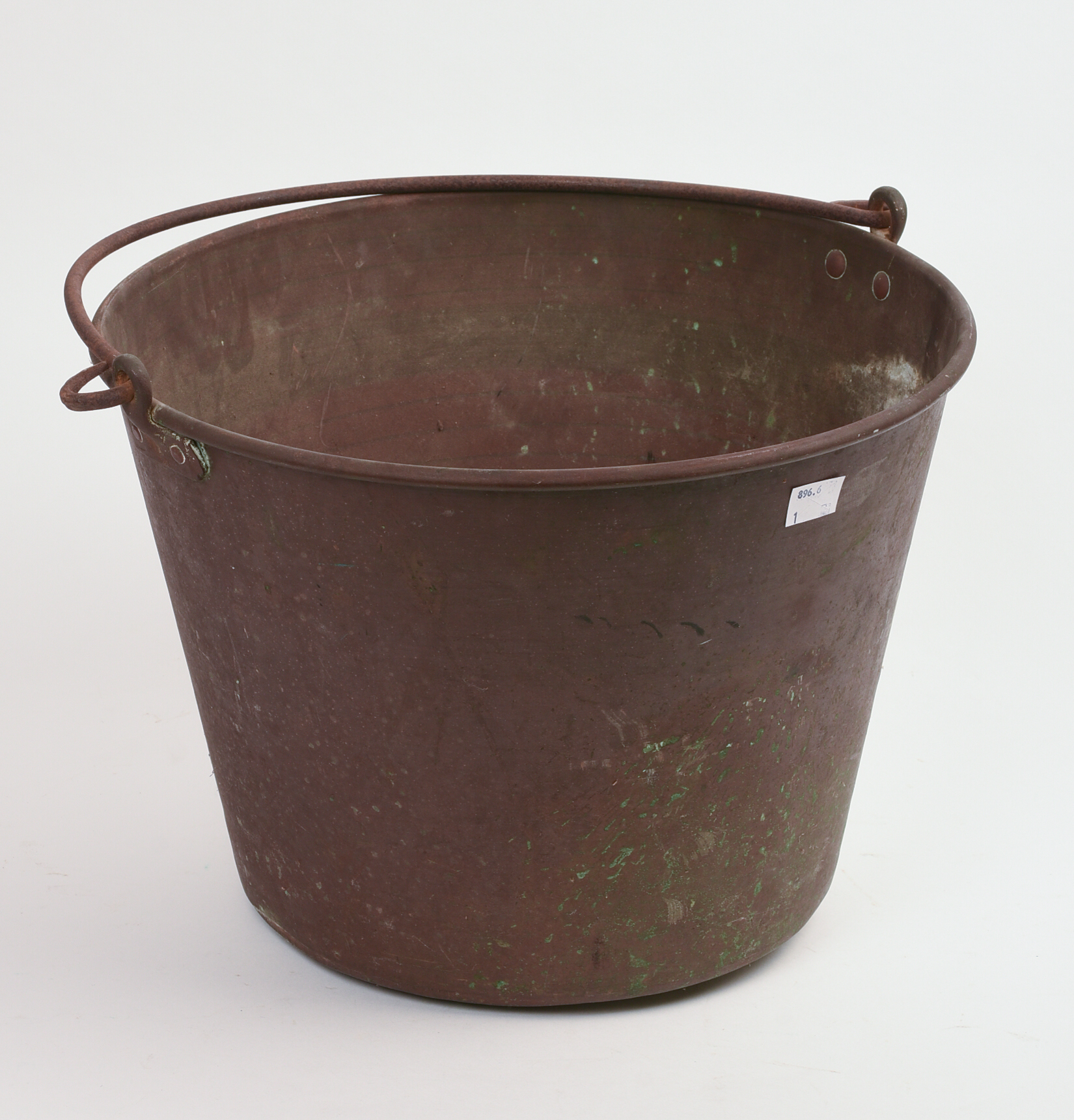SMALL COPPER APPLE BUTTER PAIL.
