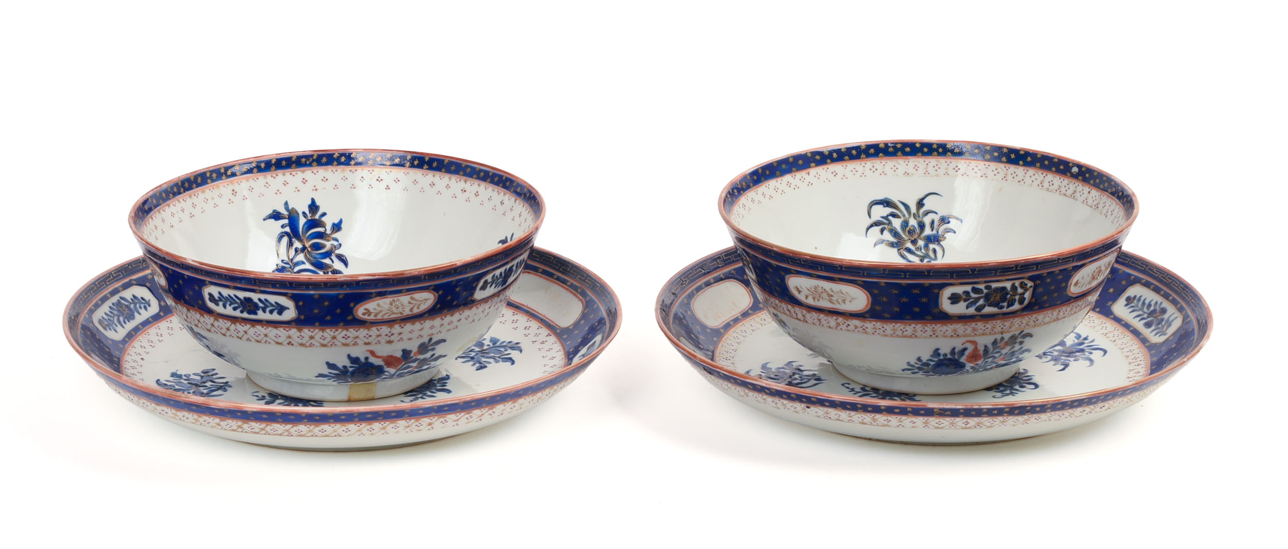PAIR OF FINE CHINESE EXPORT BOWLS AND UNDER PLATES.