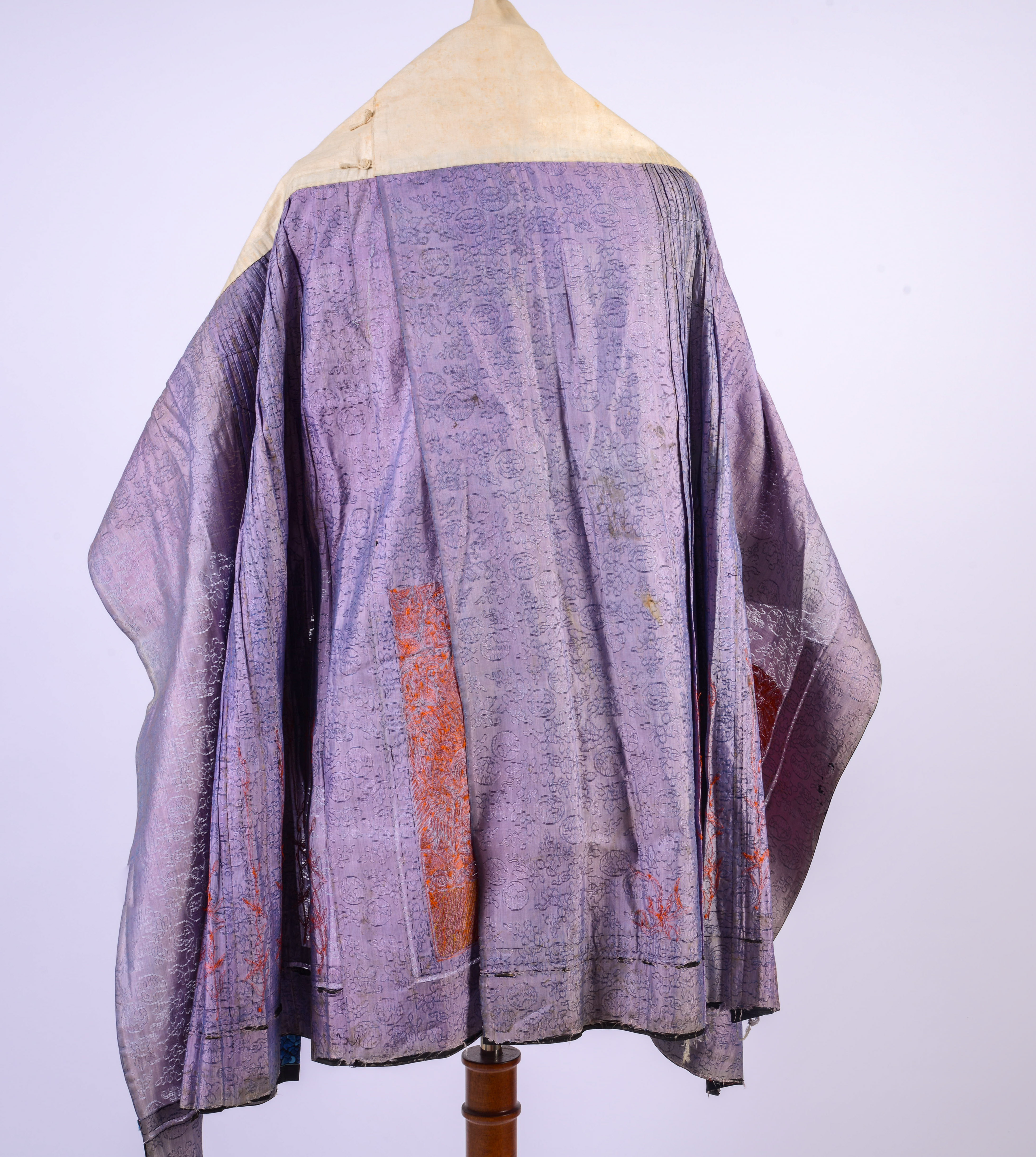 19TH C. CHINESE QING DYNASTY FINELY WOVEN SKIRT.