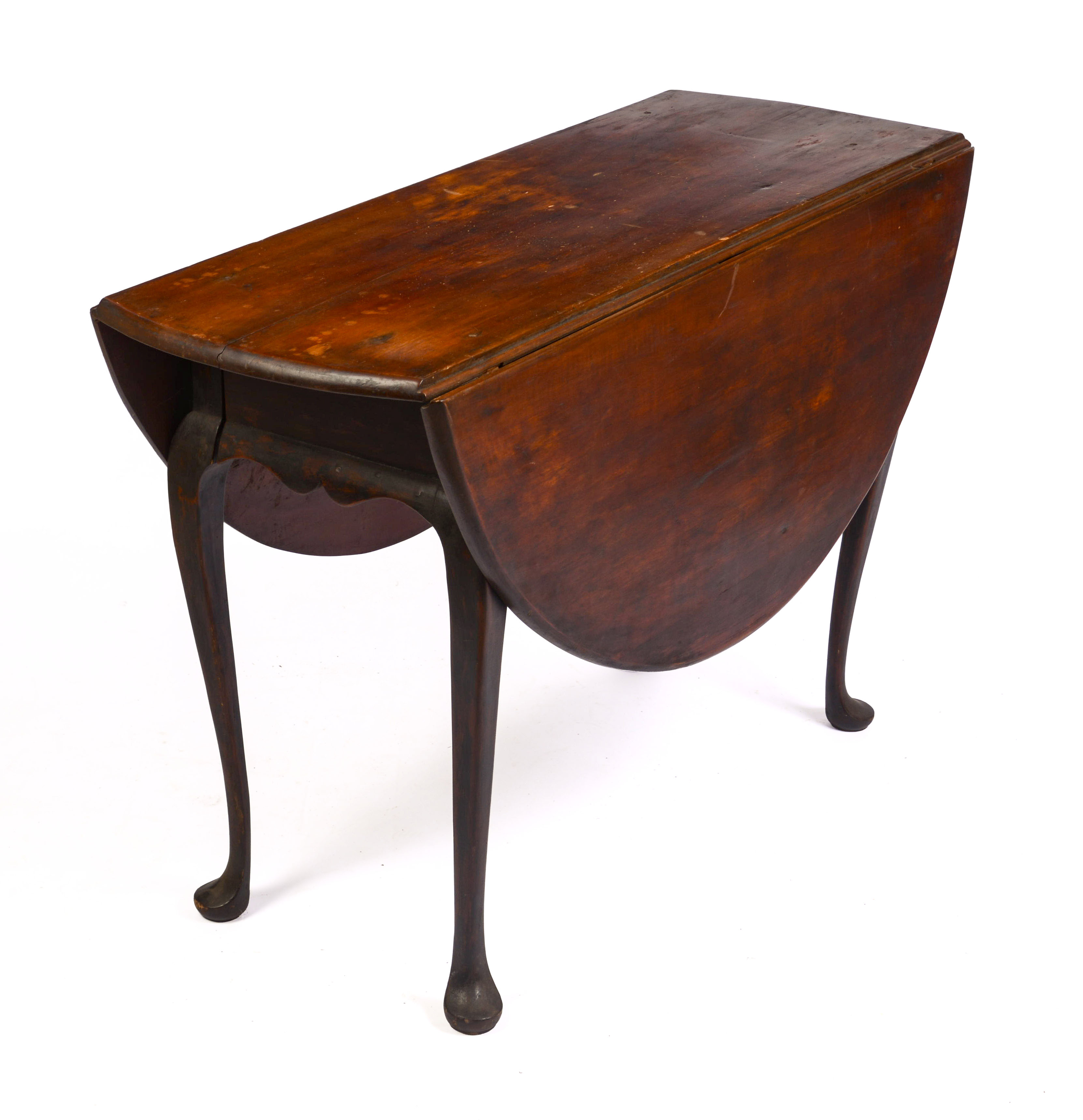 18TH CENTURY CONNECTICUT QUEEN ANNE DROP-LEAF TABLE.