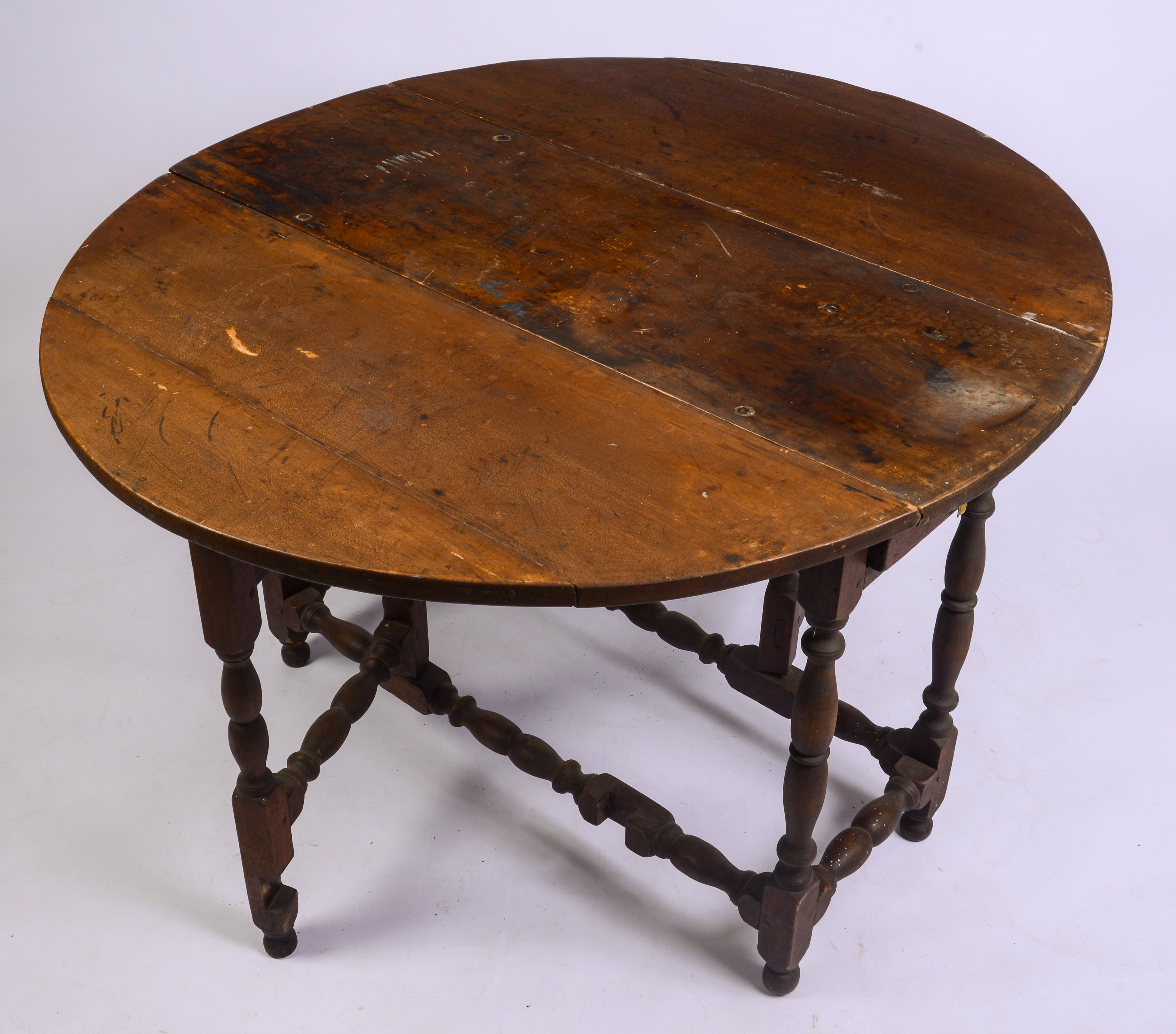 WILLIAM & MARY GATELEG TABLE.