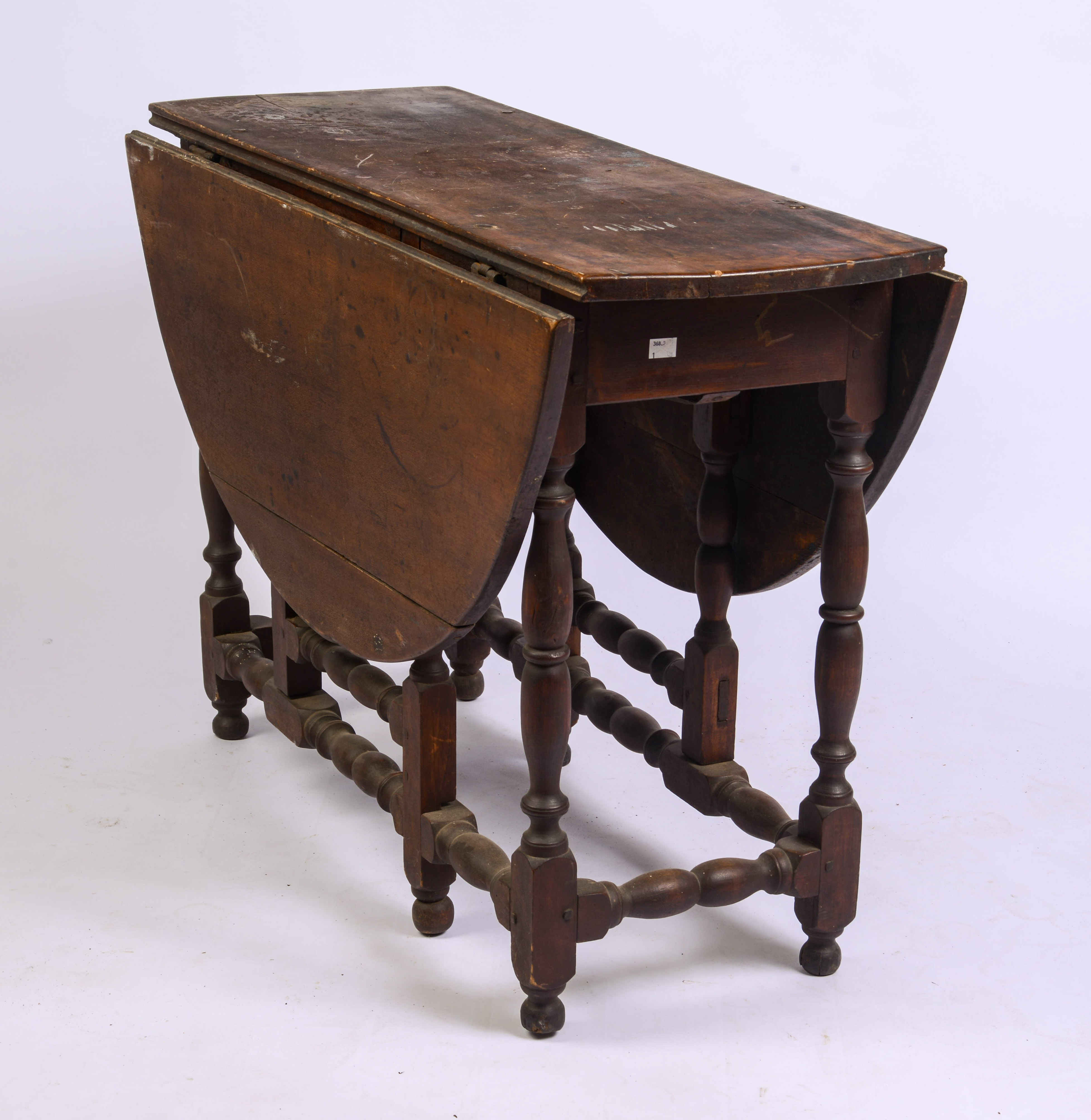 WILLIAM & MARY GATELEG TABLE.