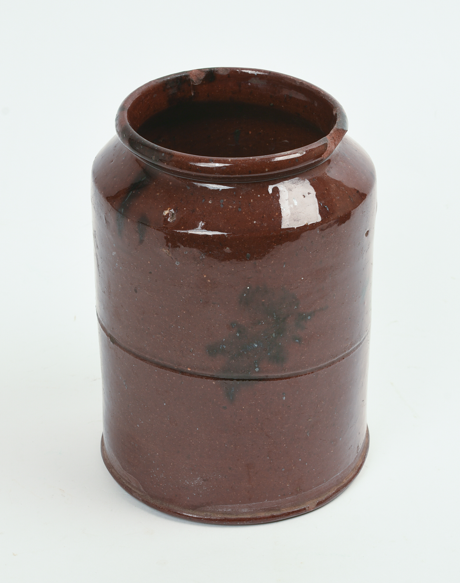 CT REDWARE JAR WITH BLACK SPLOTCH DECORATION