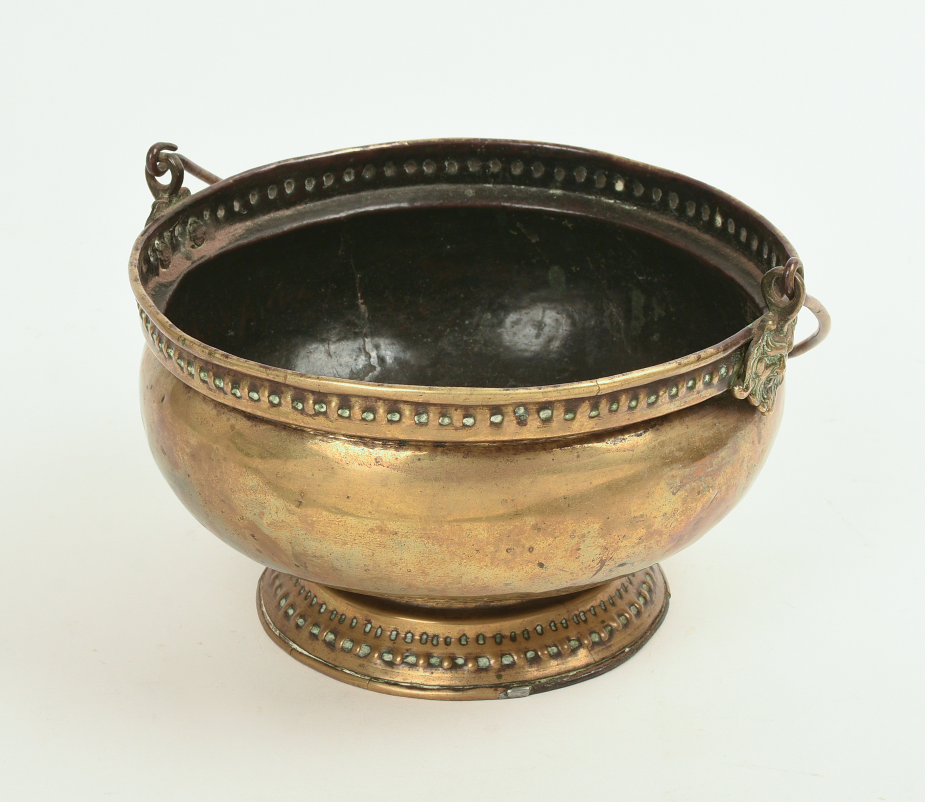 17TH-CENTURY DUTCH BRASS HANGING POT