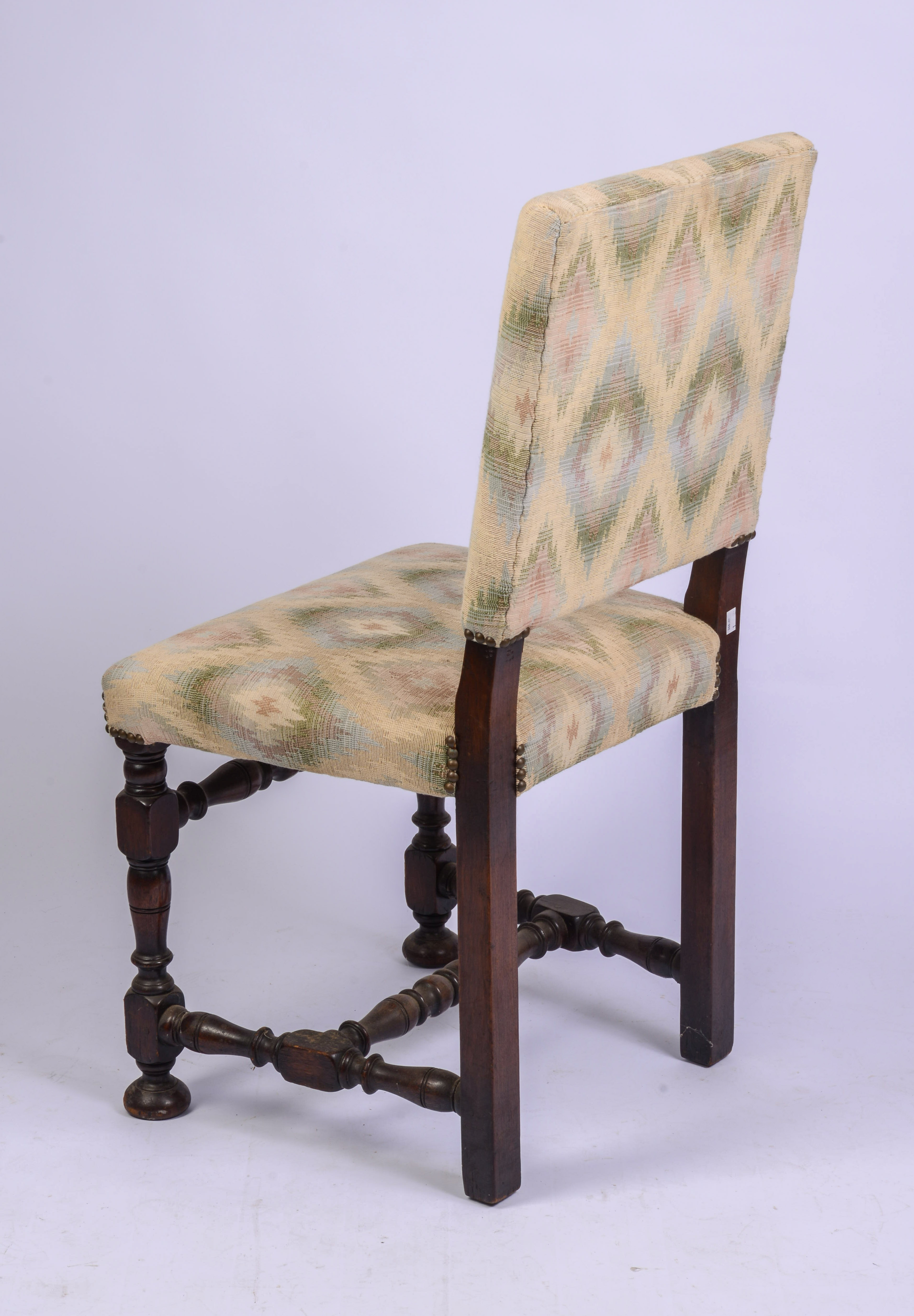 19TH CENTURY UPHOLSTERED SIDE CHAIR.