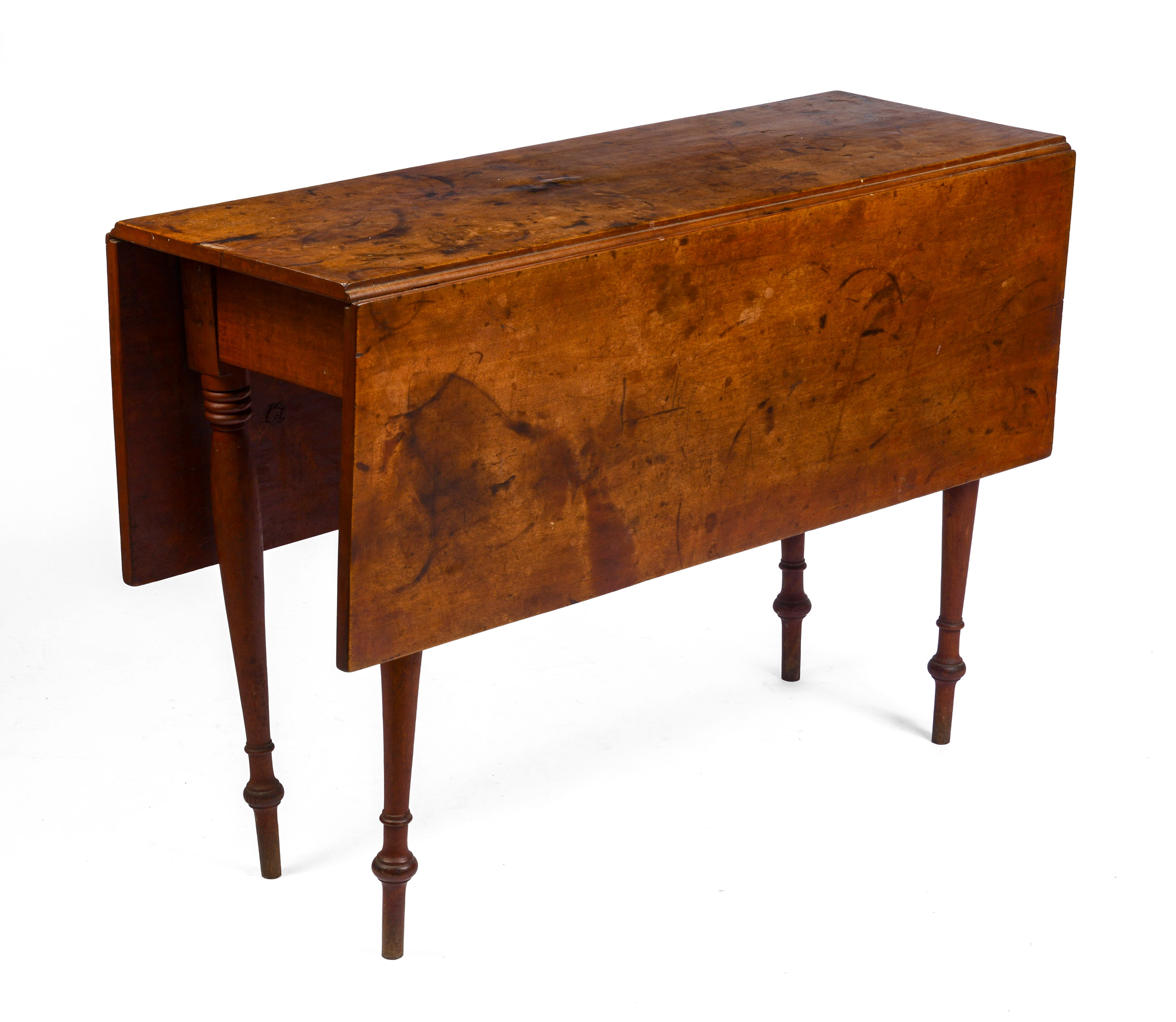 NEW ENGLAND SHERATON DROP-LEAF TABLE.