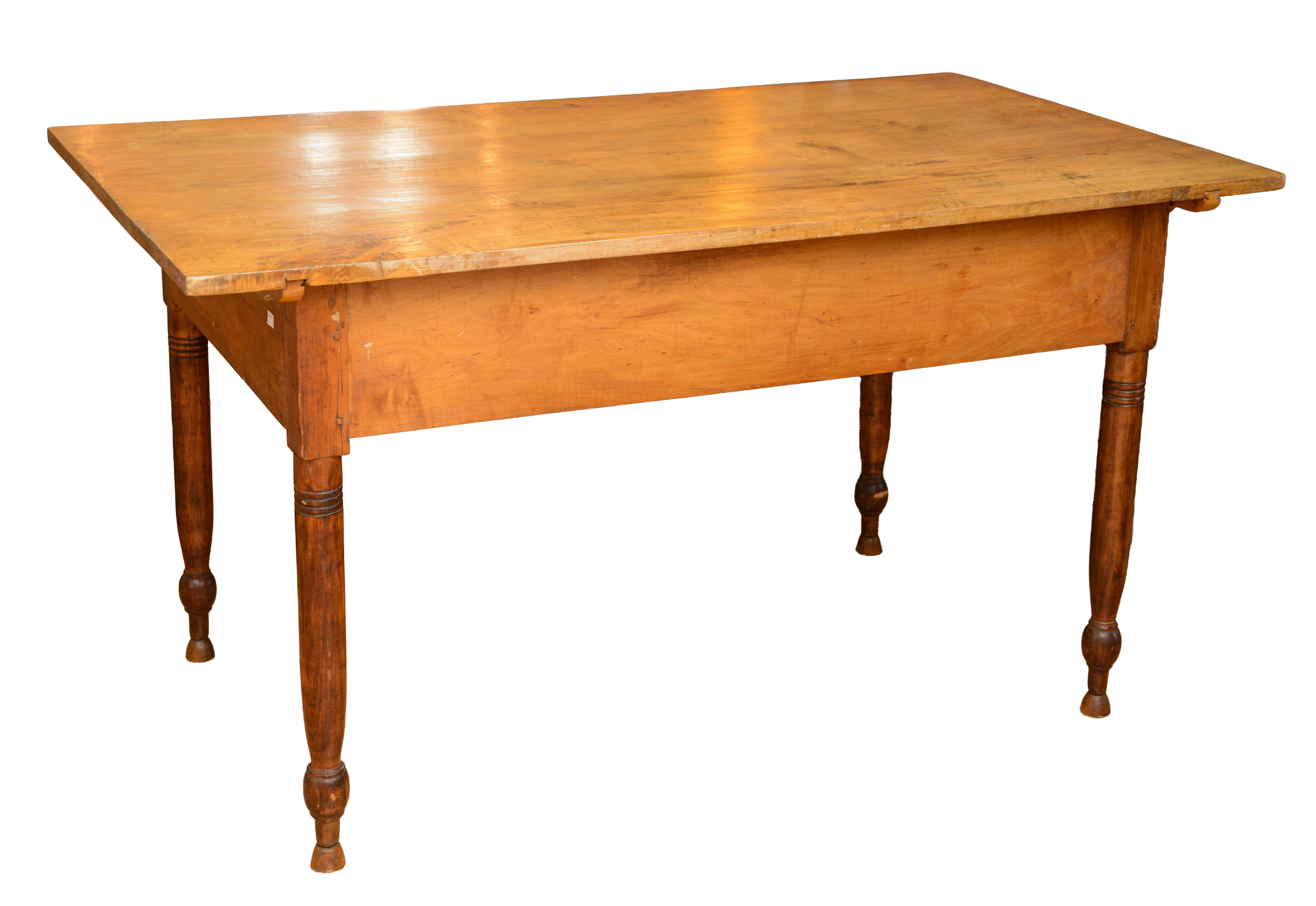 LARGE NEW ENGLAND MAPLE TAVERN TABLE.