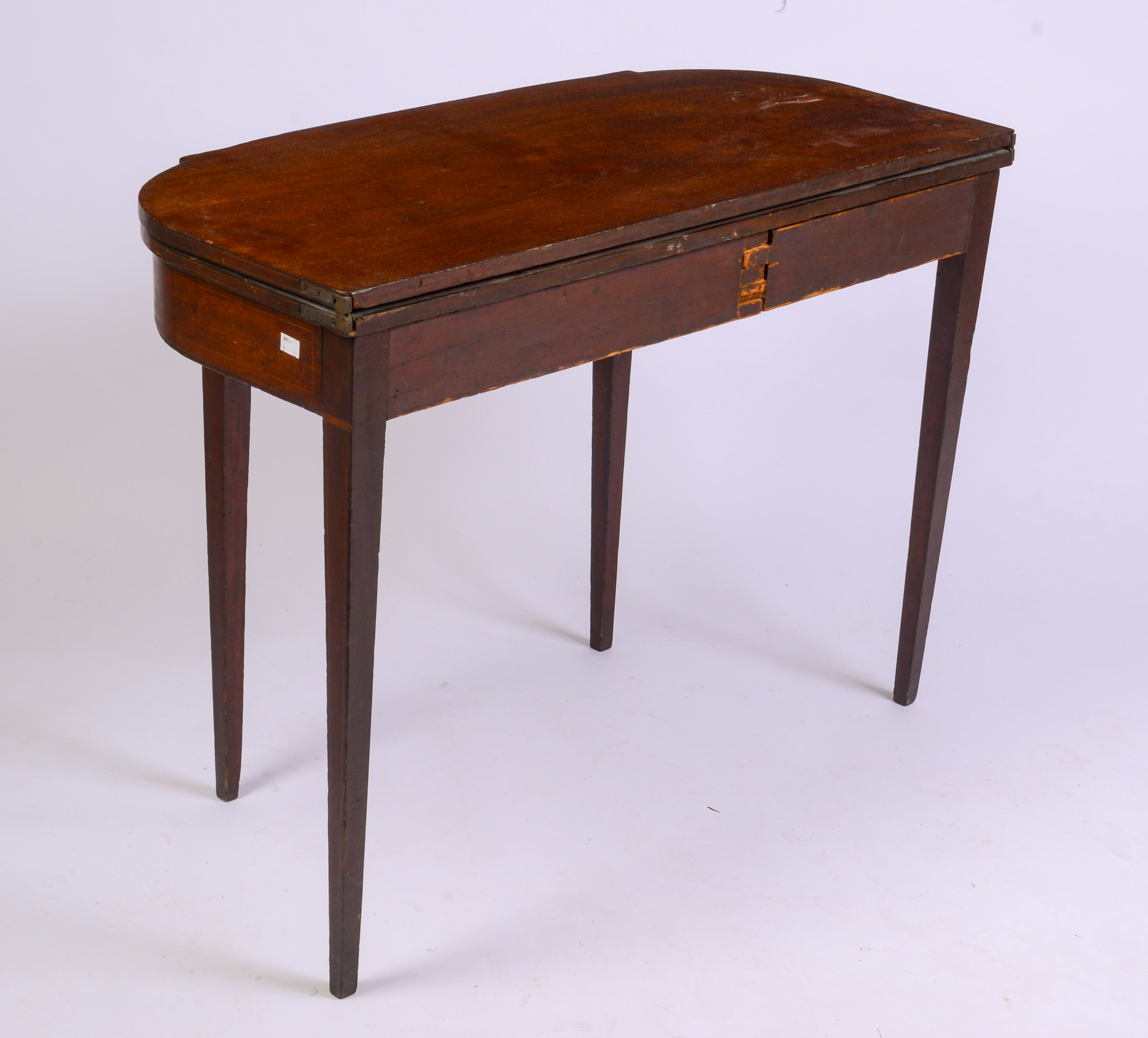 MASSACHUSETTS HEPPLEWHITE CARD TABLE.