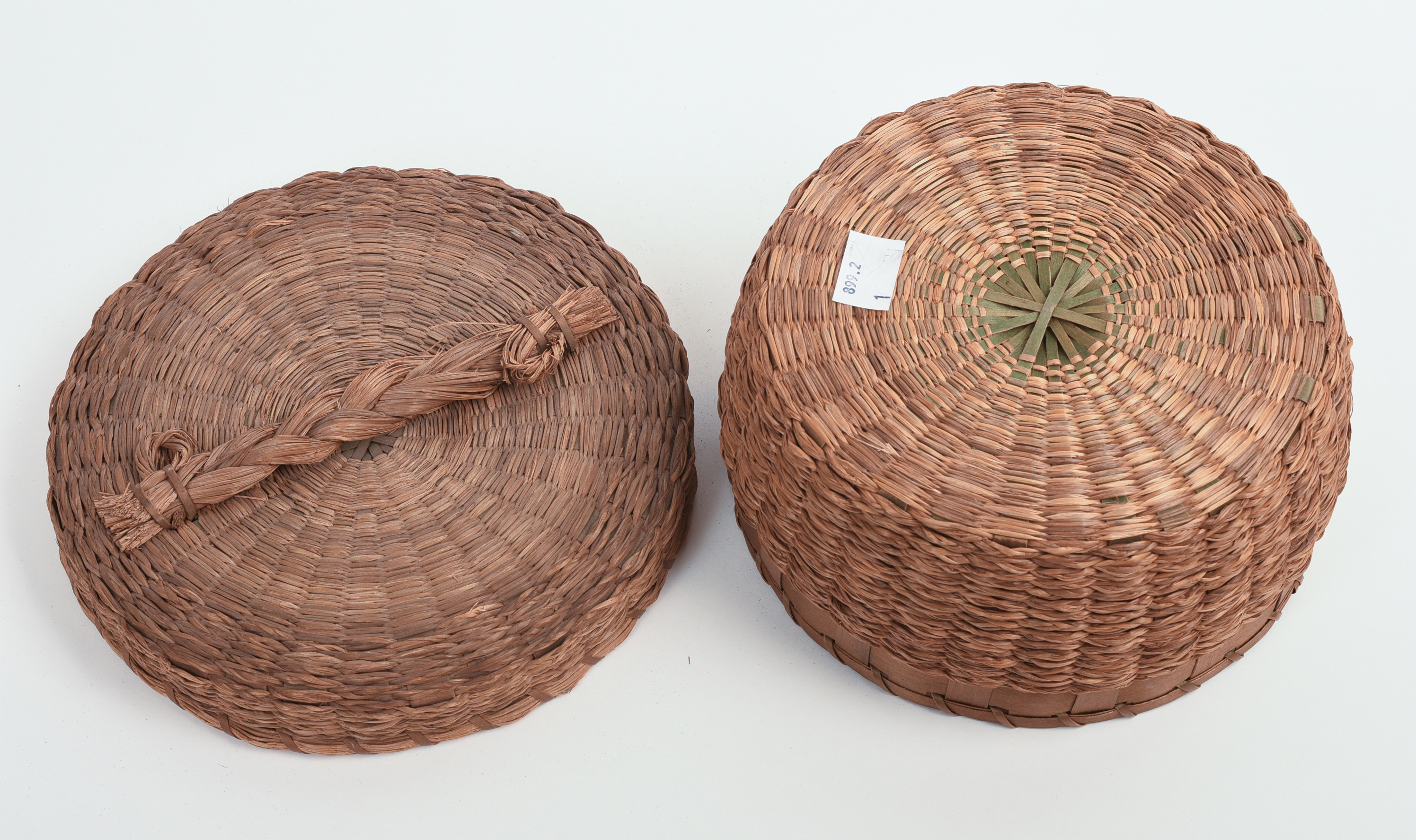 NATIVE AMERICAN SWEETGRASS BASKET.