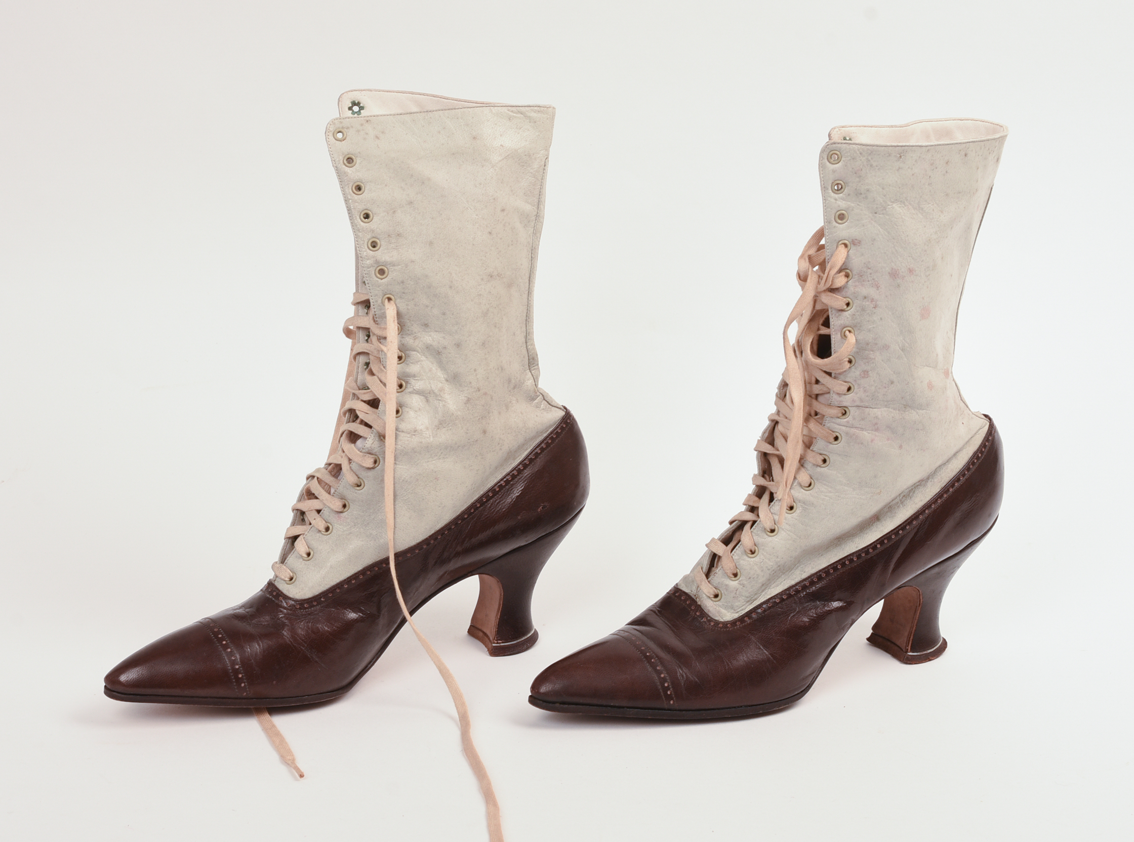 PAIR OF 19TH C. LADIES SHOES