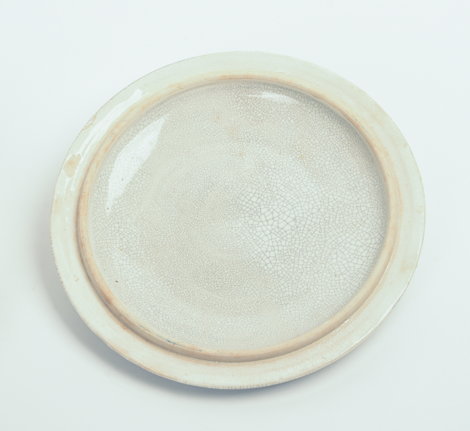 DEDHAM POTTERY RABBIT PATTERN COVERED BOWL.