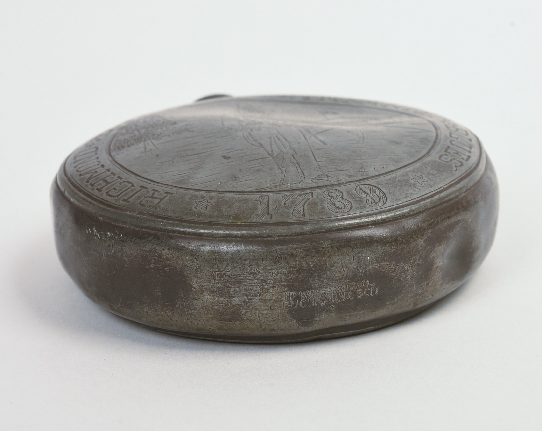 RICHMOND LIGHT INFANTRY BLUES FLASK.