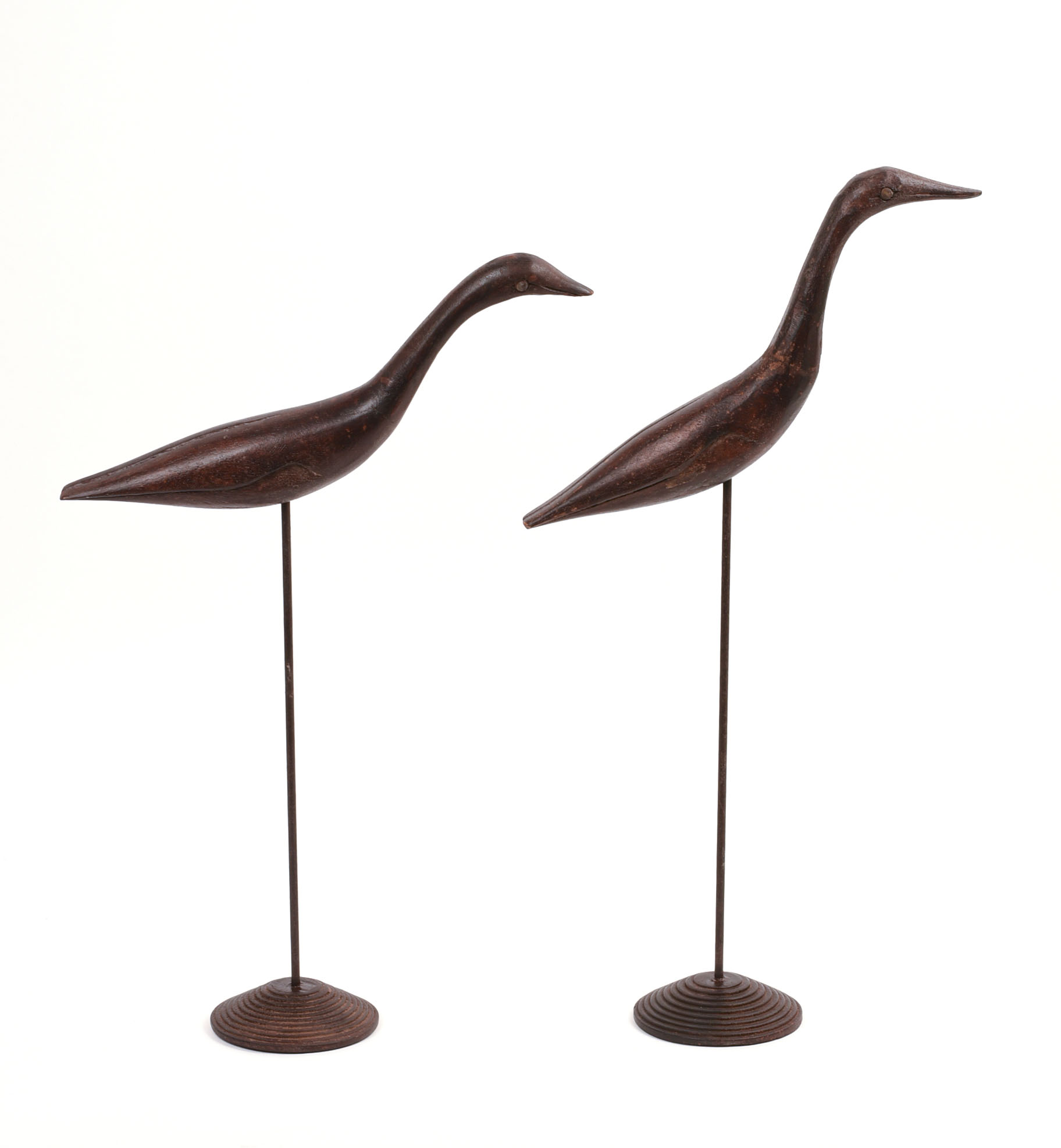 TWO EARLY 20TH CENTURY WOOD SHORE BIRDS ON STANDS.