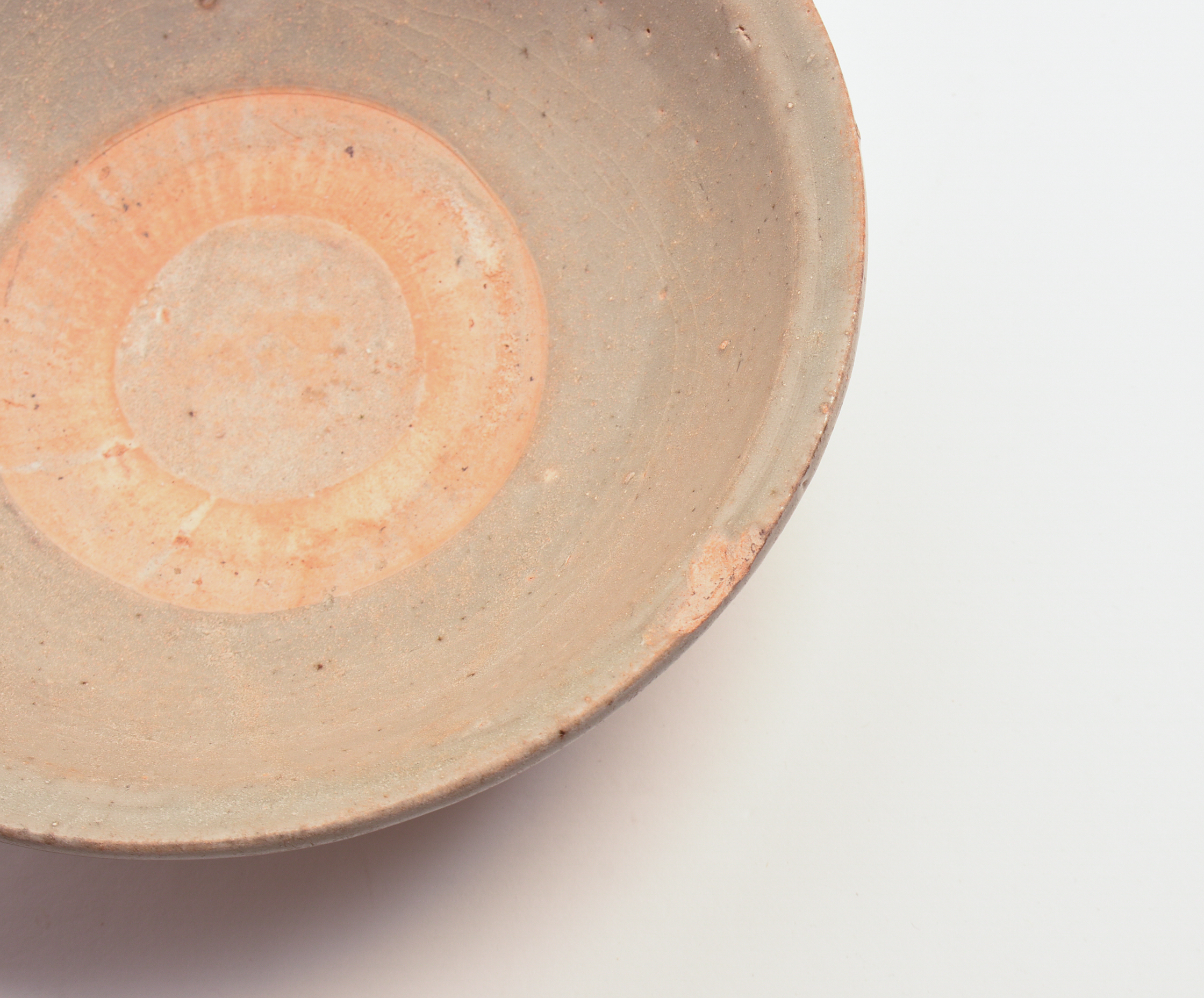 FOUR EARLY CHINESE CERAMIC PIECES.