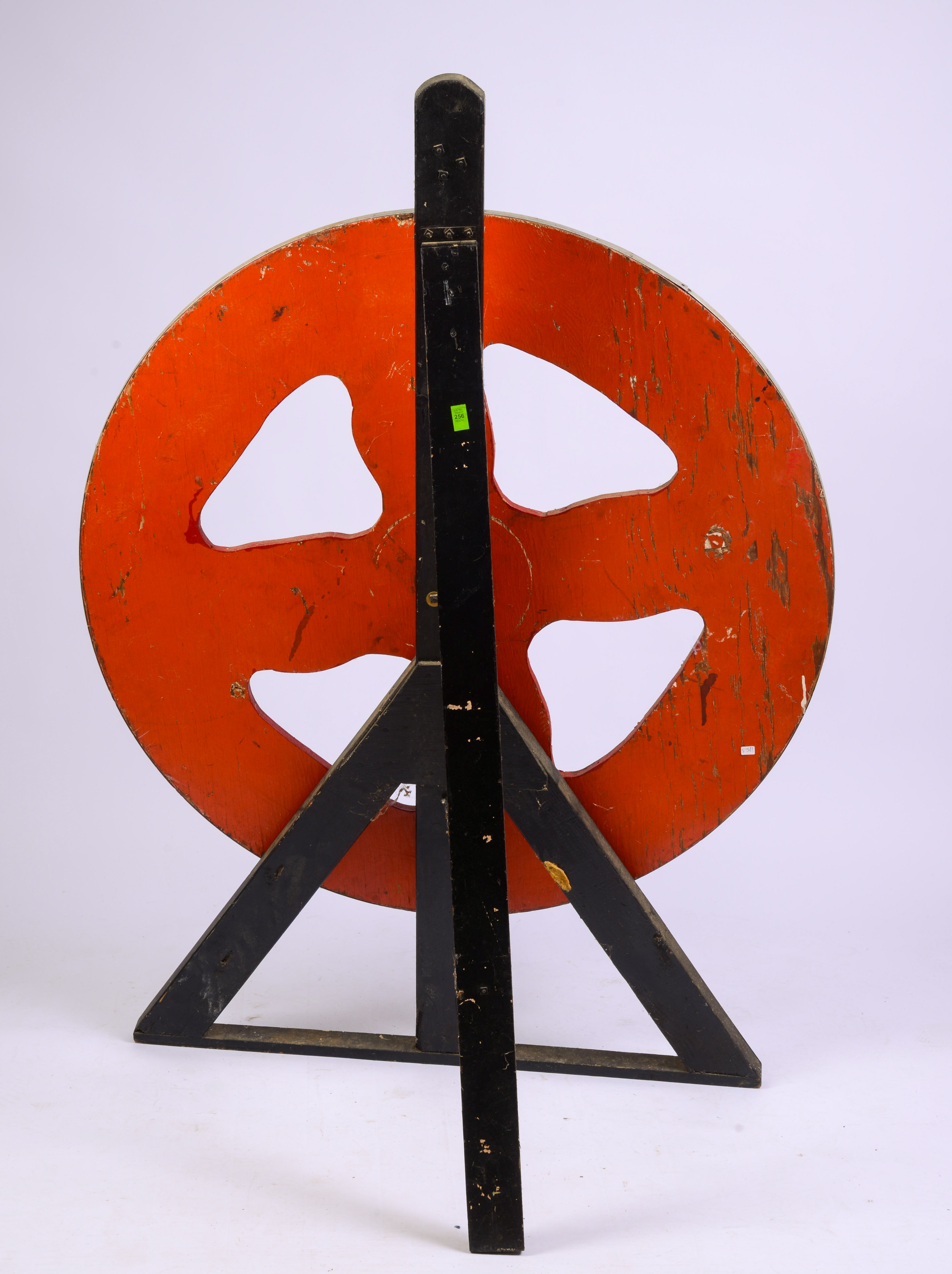 GAMING WHEEL. PARAGON PARK, NANTASKET BEACH, MASSACHUSETTS.