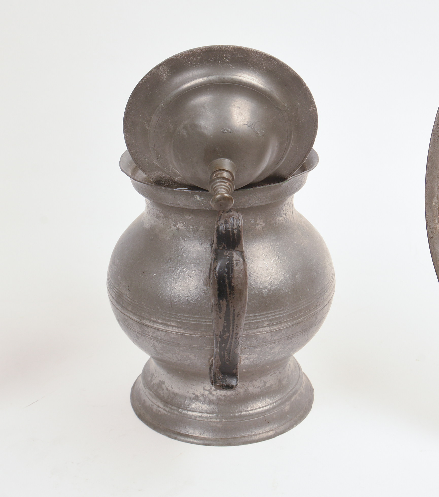 THREE PIECES OF ENGLISH PEWTER.