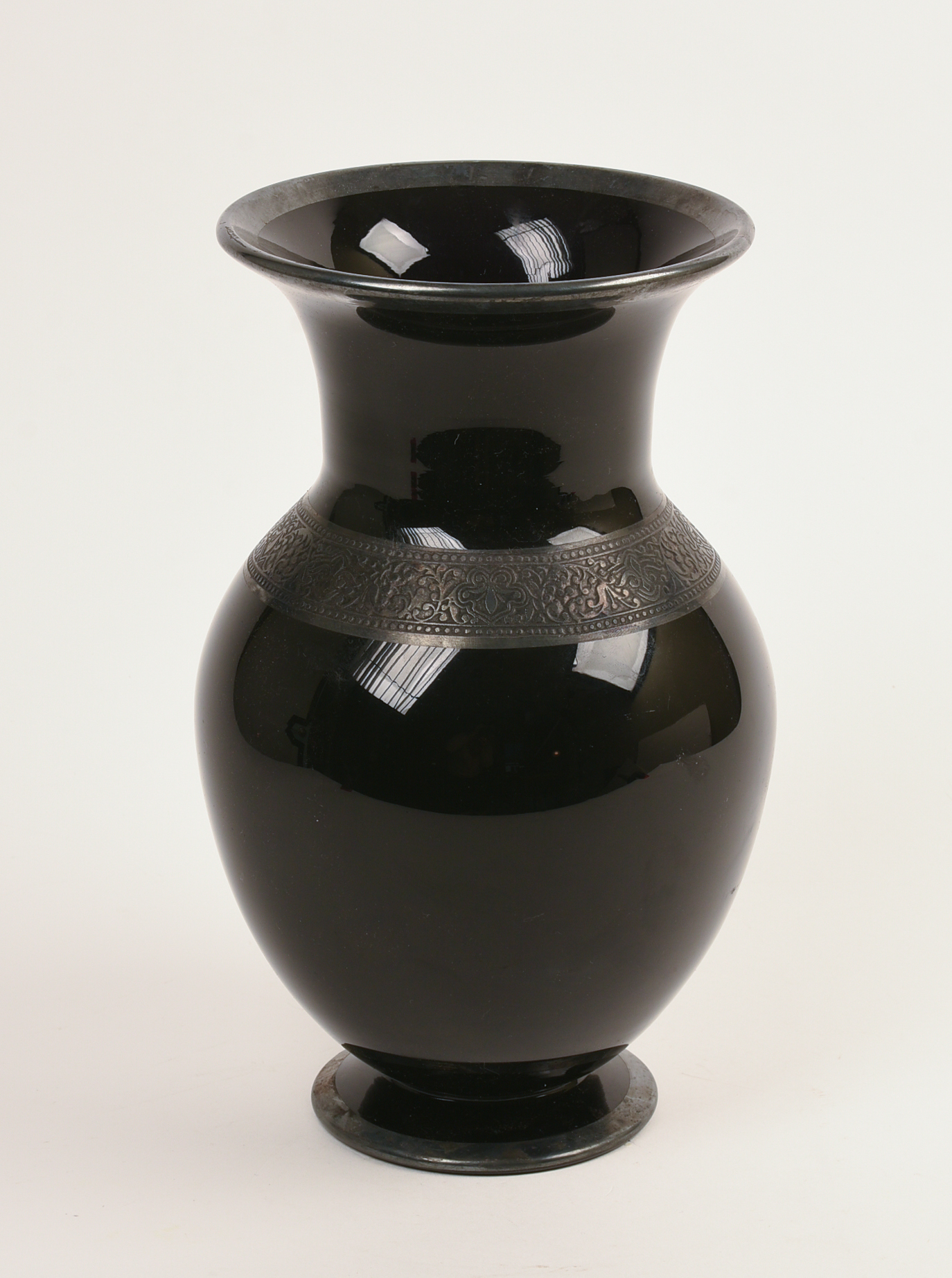 Black Art Glass Vase.
