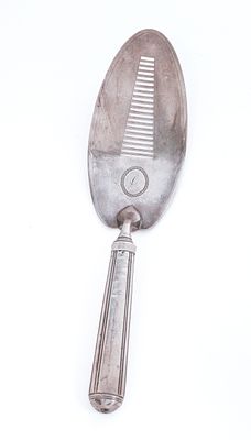 Georgian Silver Fish Server, John Eames. London, 1797. Length 11 inches, 143 grams.