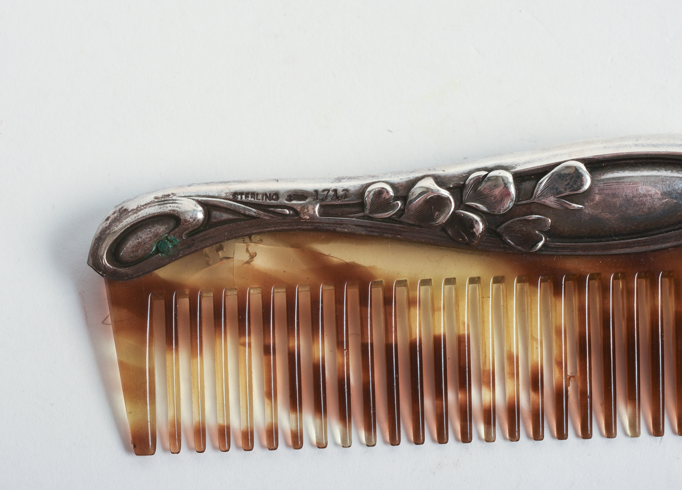 Sterling and Tortoiseshell Pattern Comb.