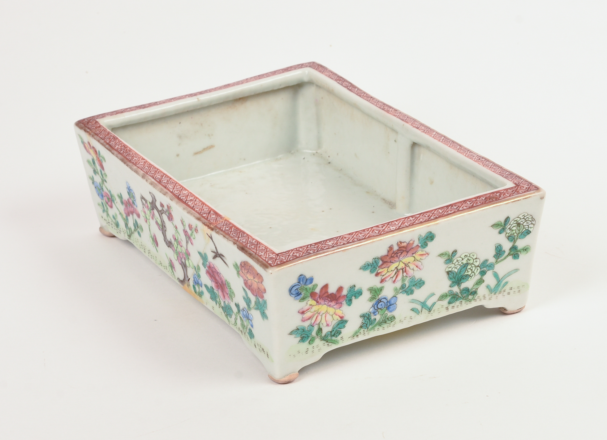 Chinese Famille Rose Jardiniere
