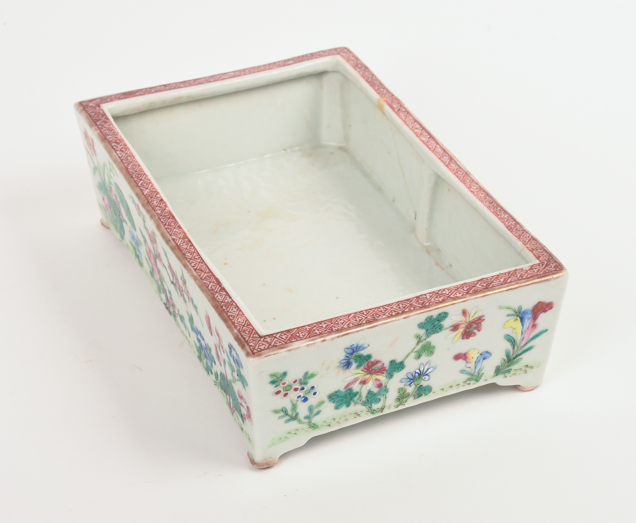 Chinese Famille Rose Jardiniere