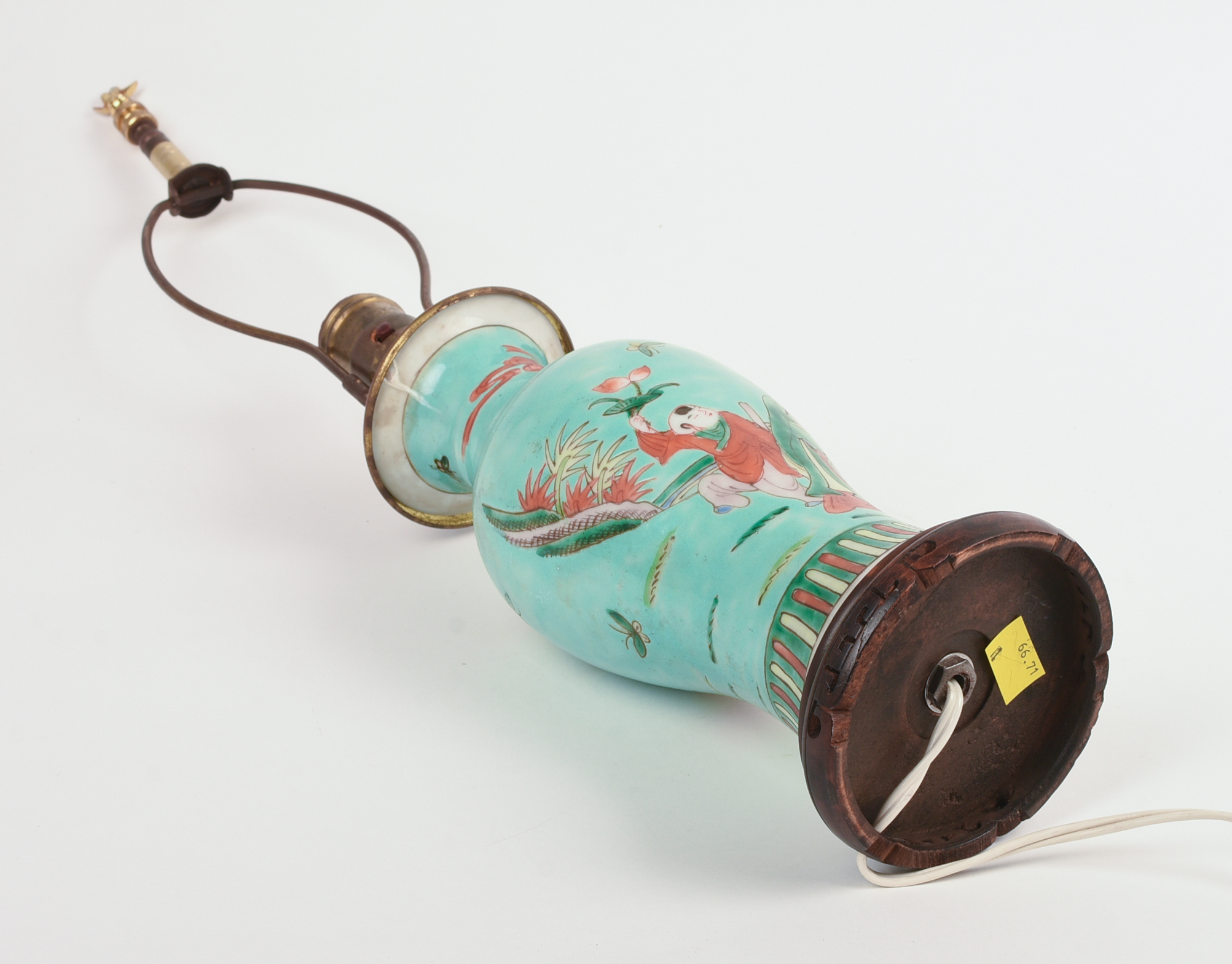 Chinese Famille Rose Turquoise Ground Porcelain Lamp