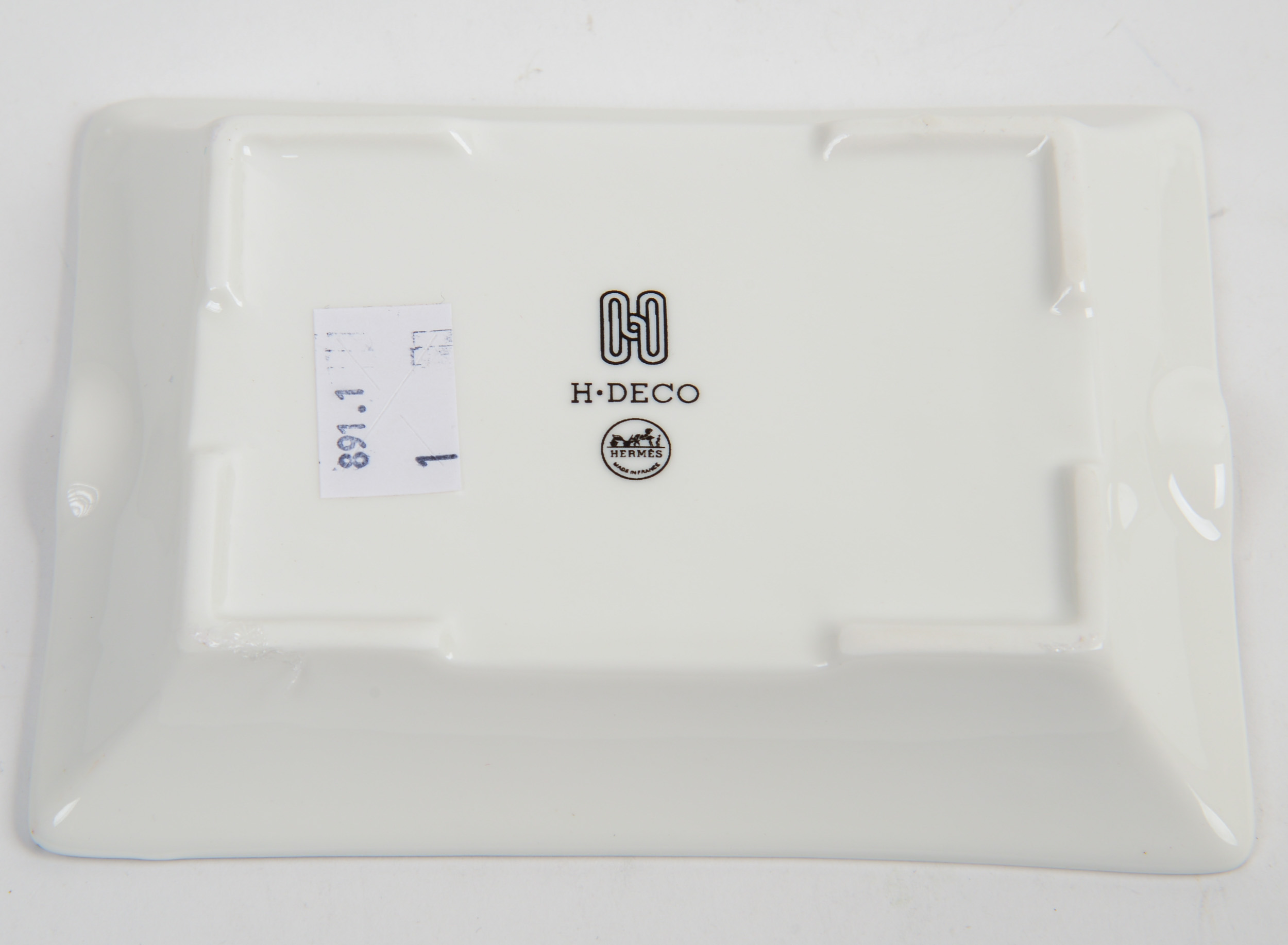 HERMES PORCELAIN ASHTRAY.