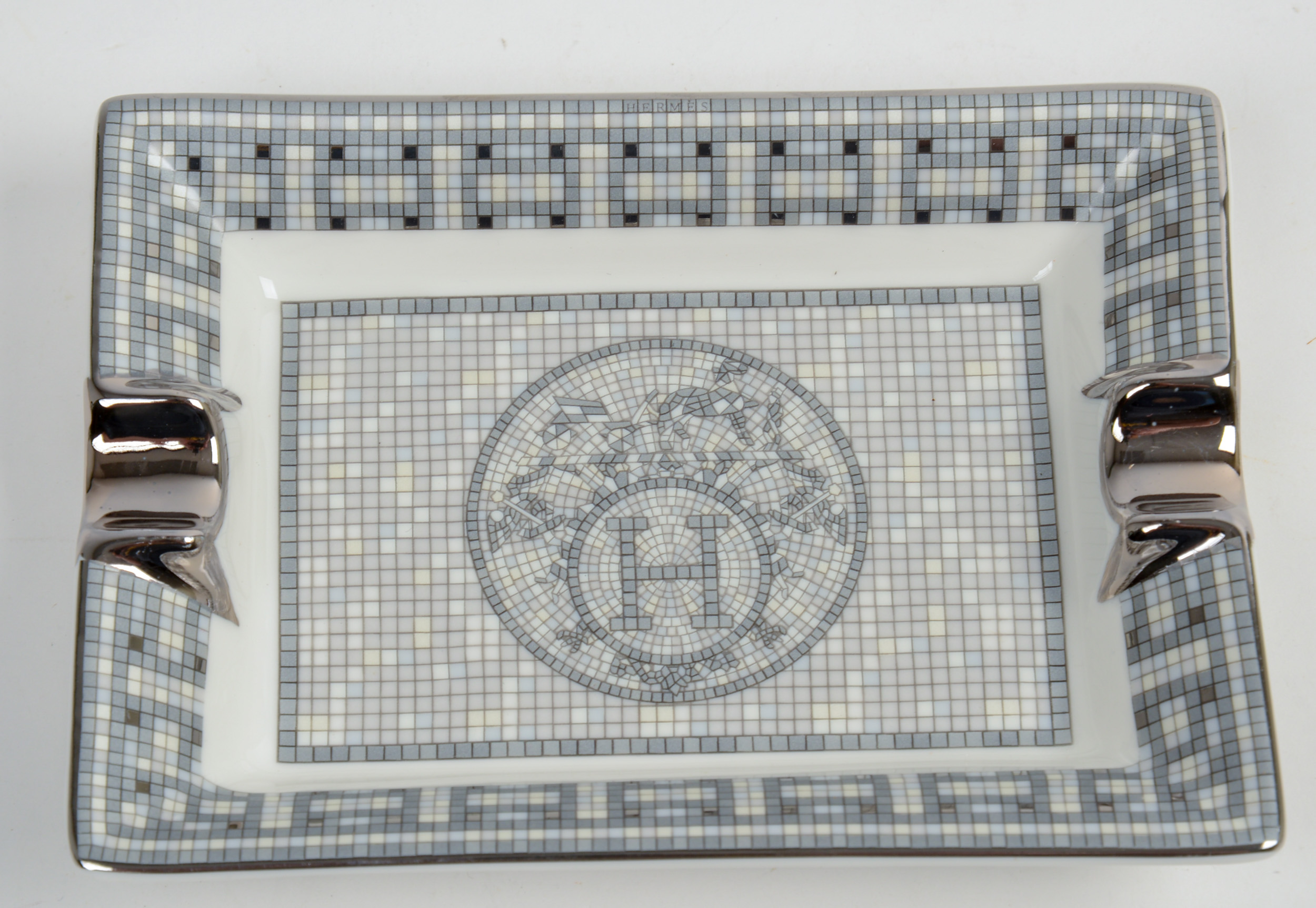HERMES PORCELAIN ASHTRAY.