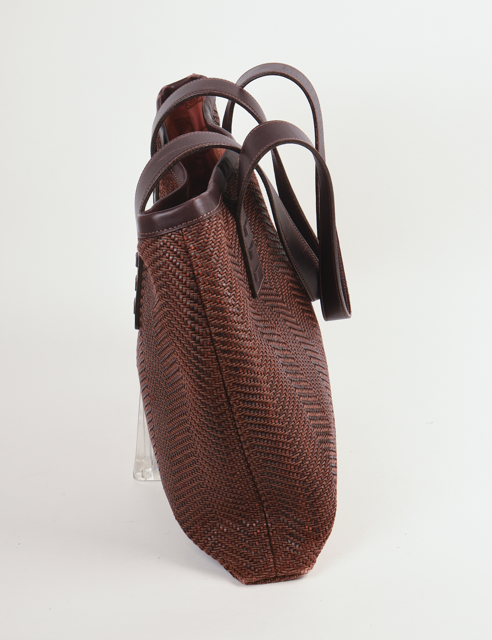 LOEWE WOVEN BAG.