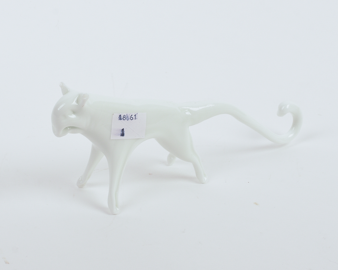 PILGRIM MILK GLASS CAT.
