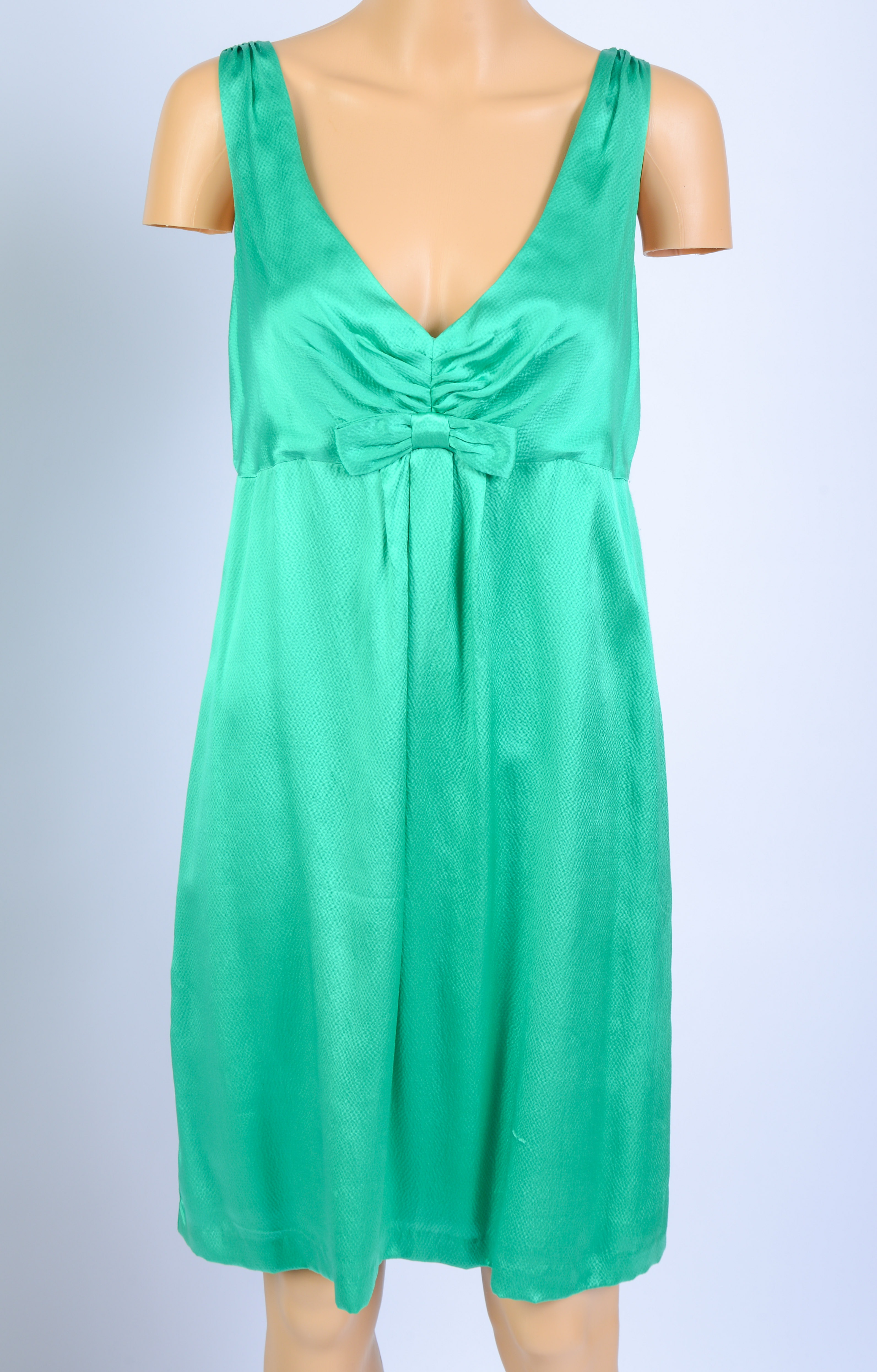 MARGARET O'LEARY AND ALEXIA ADMOR DRESSES, SIZE M.