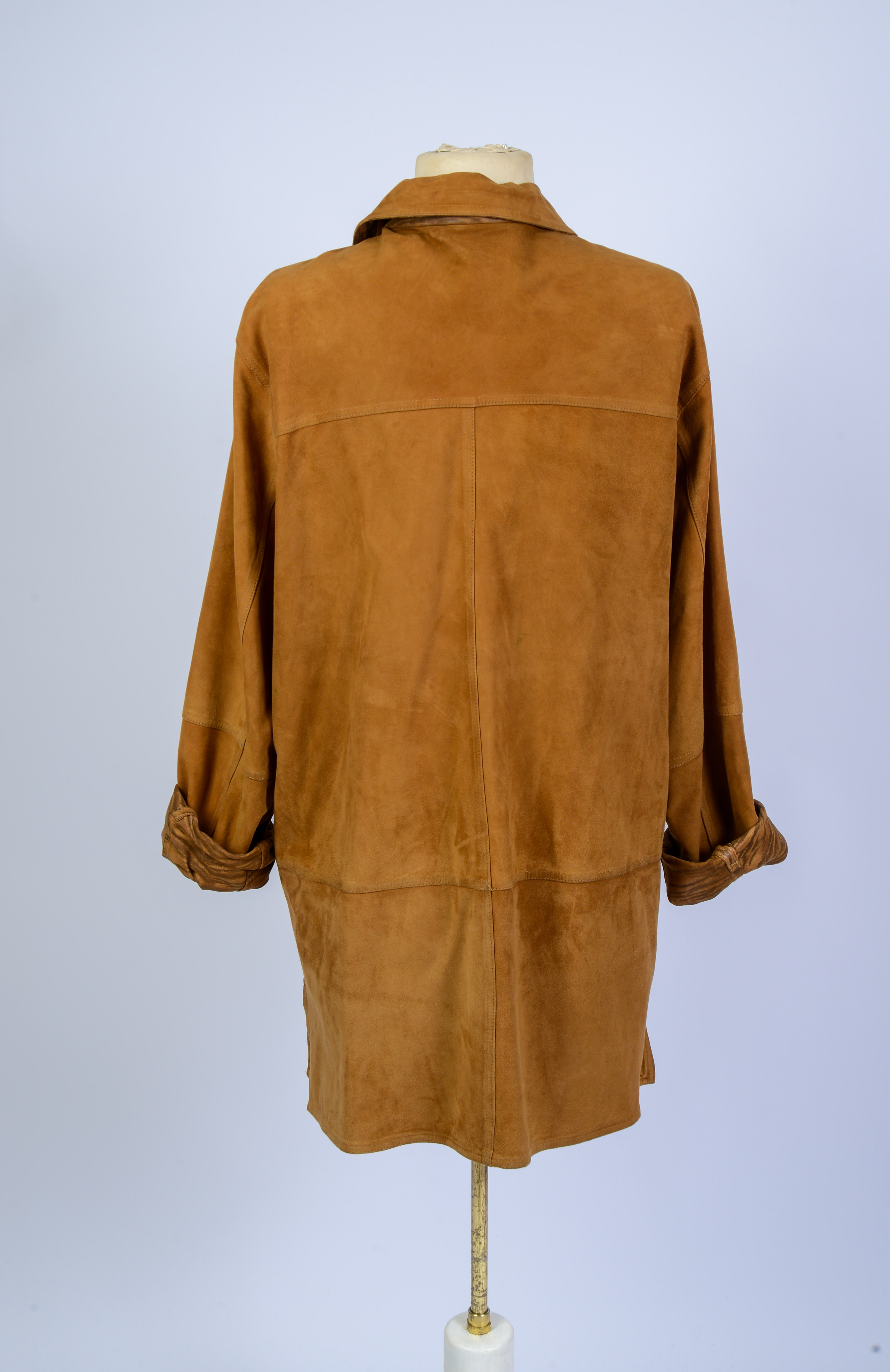 REVERSIBLE SUEDE/LEATHER JACKET, SIZE M.